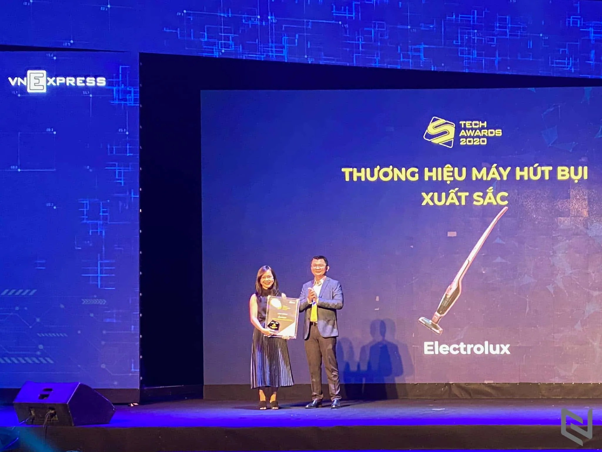 Samsung và điện thoại Vsmart thắng lớn tại Tech Awards 2020