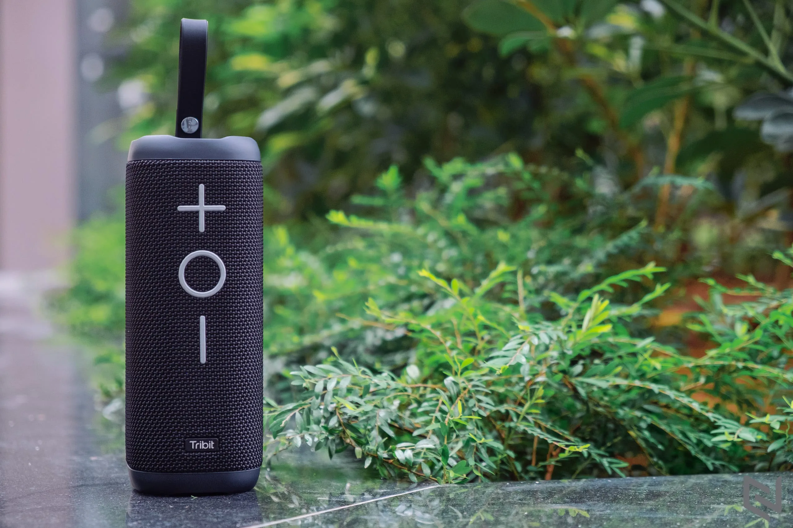 Trên tay loa Bluetooth Tribit Stormbox: Chống nước IPX7, âm bass mạnh, giá bán hấp dẫn