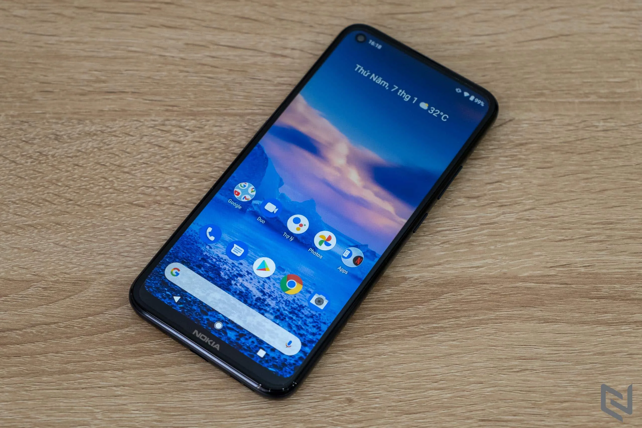 Mở hộp Nokia 5.4: Điểm nhấn camera, hiệu năng tốt, đầy đủ phụ kiện