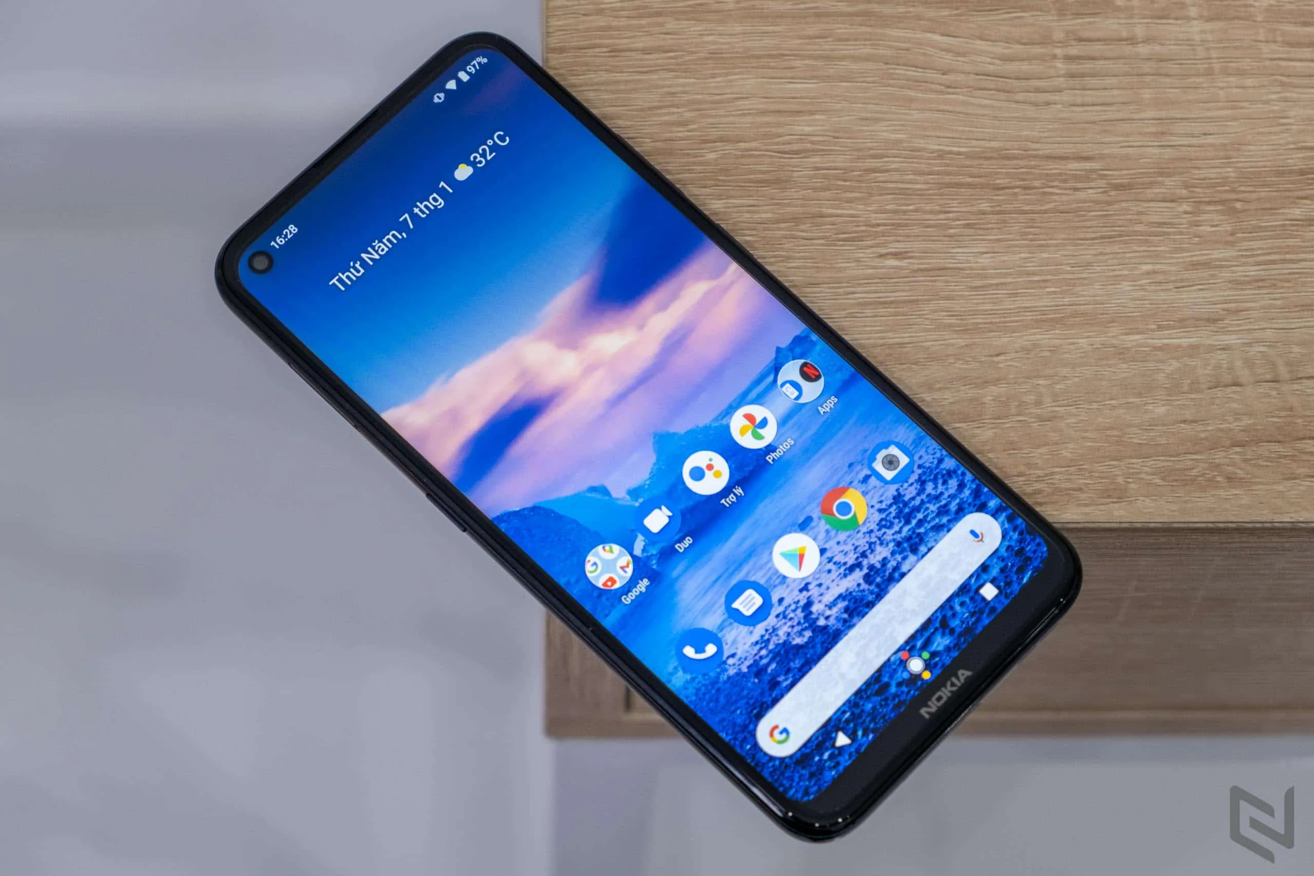 Mở hộp Nokia 5.4: Điểm nhấn camera, hiệu năng tốt, đầy đủ phụ kiện
