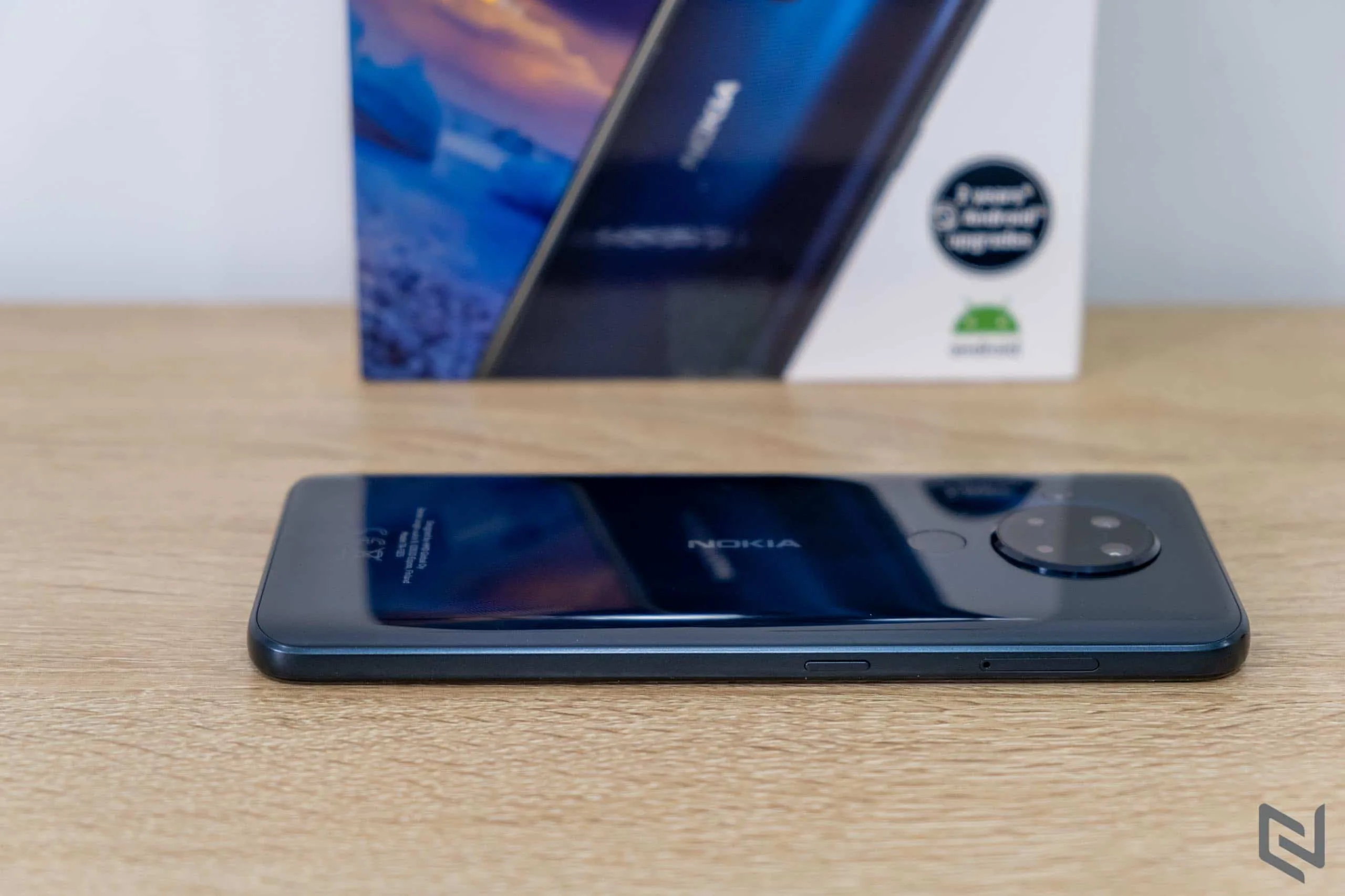 Mở hộp Nokia 5.4: Điểm nhấn camera, hiệu năng tốt, đầy đủ phụ kiện
