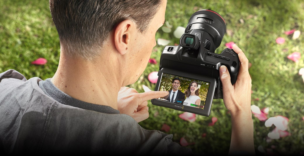 Blackmagic Design ra mắt Pocket Cinema Camera 6K Pro mới với filter ND, màn hình xoay lật