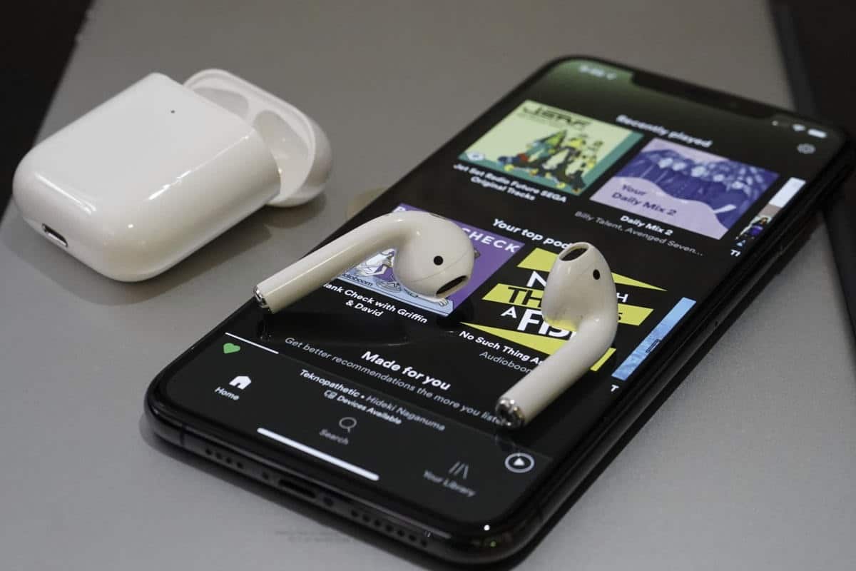 iOS 14.5 Beta cho phép bạn thiết lập Spotify là trình nghe nhạc mặc định