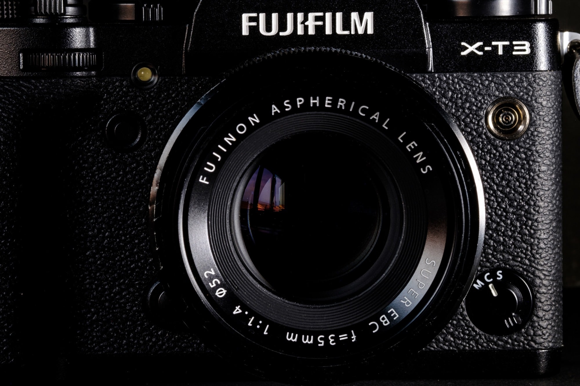 Fujifilm hiện tại không phát triển ống kính Fujinon XF 35mm F1.4 MK II