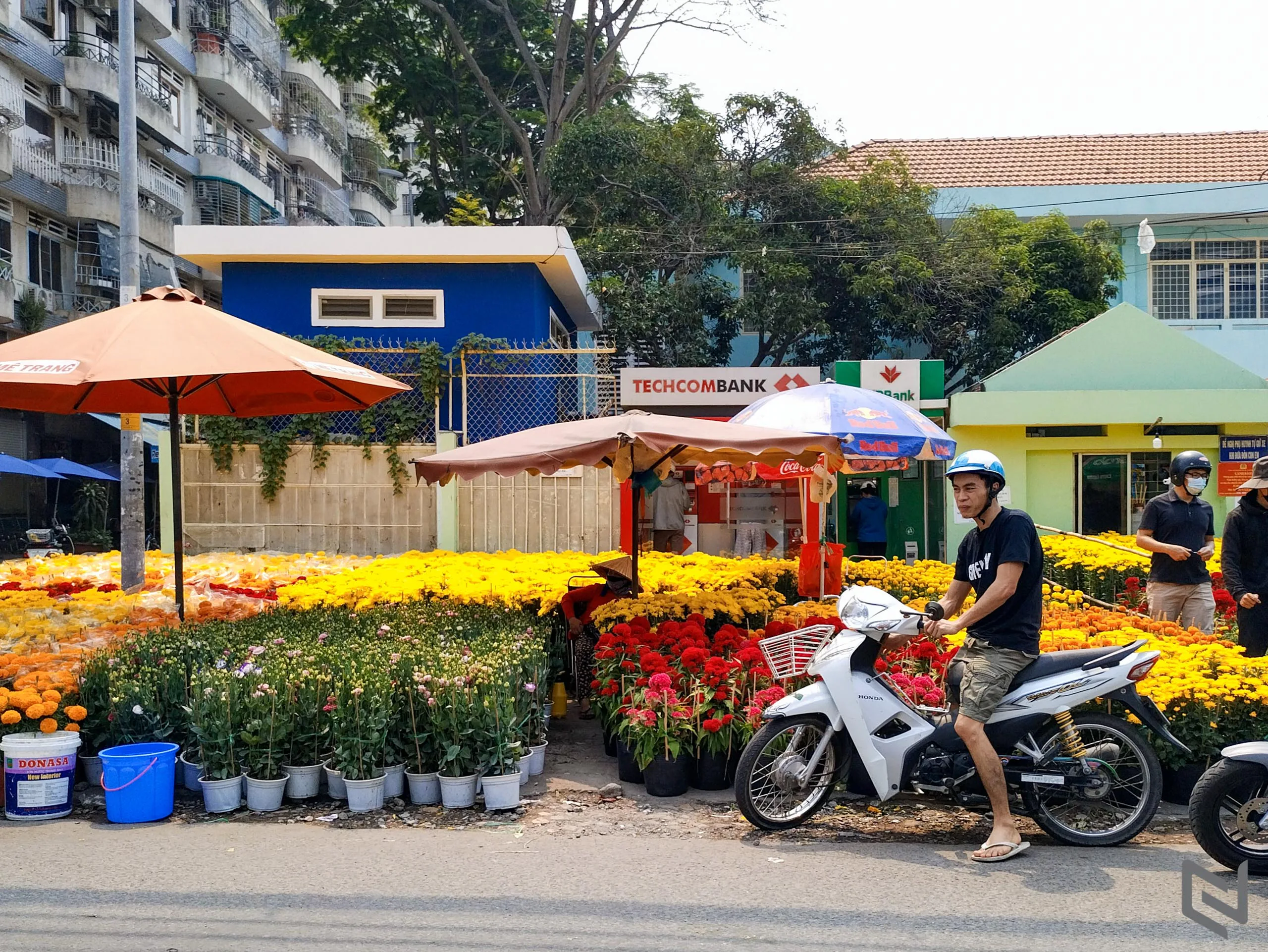 Chuyến đi cuối năm, hành trình về quê ăn tết bằng xe máy cùng Nokia 5.4