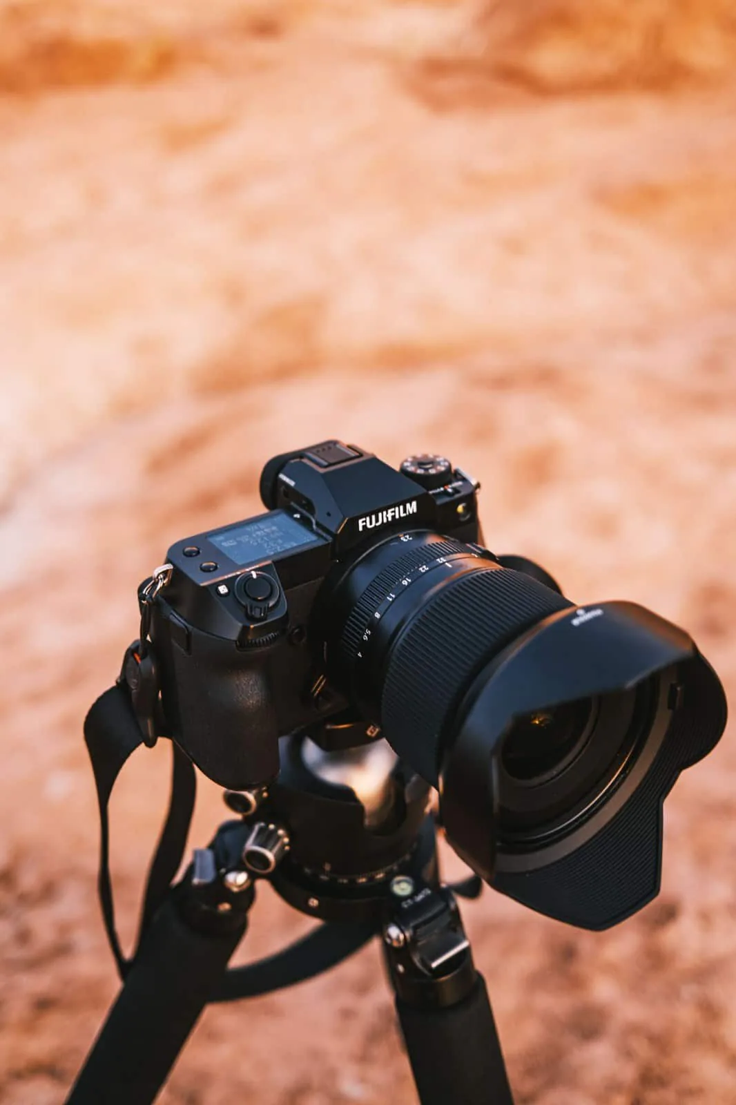 Fujifilm GFX 100S - Chiếc máy ảnh chụp ảnh phong cảnh đáng mơ ước
