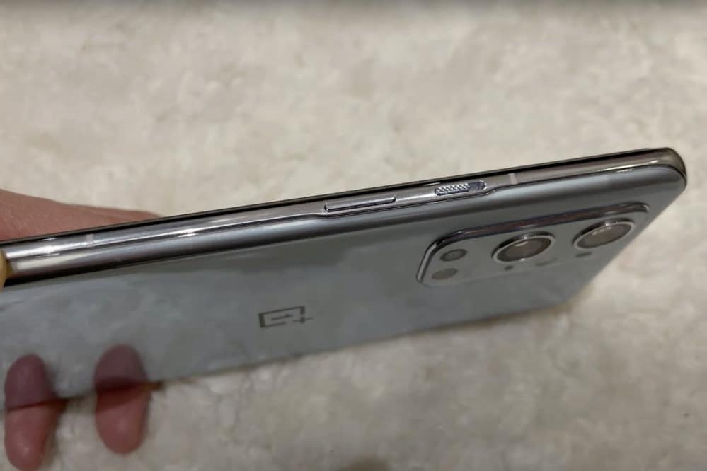 Lộ diện nhiều ảnh rò rỉ trên tay OnePlus 9 Pro 5G với camera từ Hasselblad