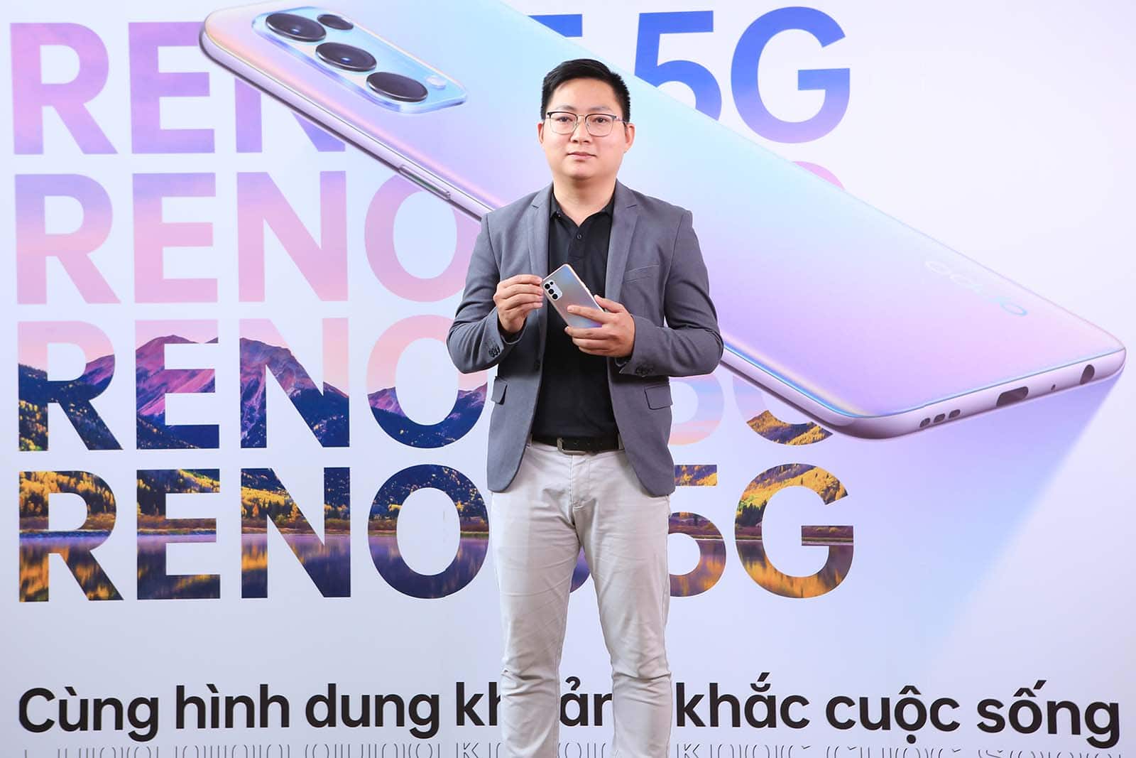 OPPO Reno5 5G chính thức ra mắt tại thị trường Việt Nam giá 11,990,000 VNĐ