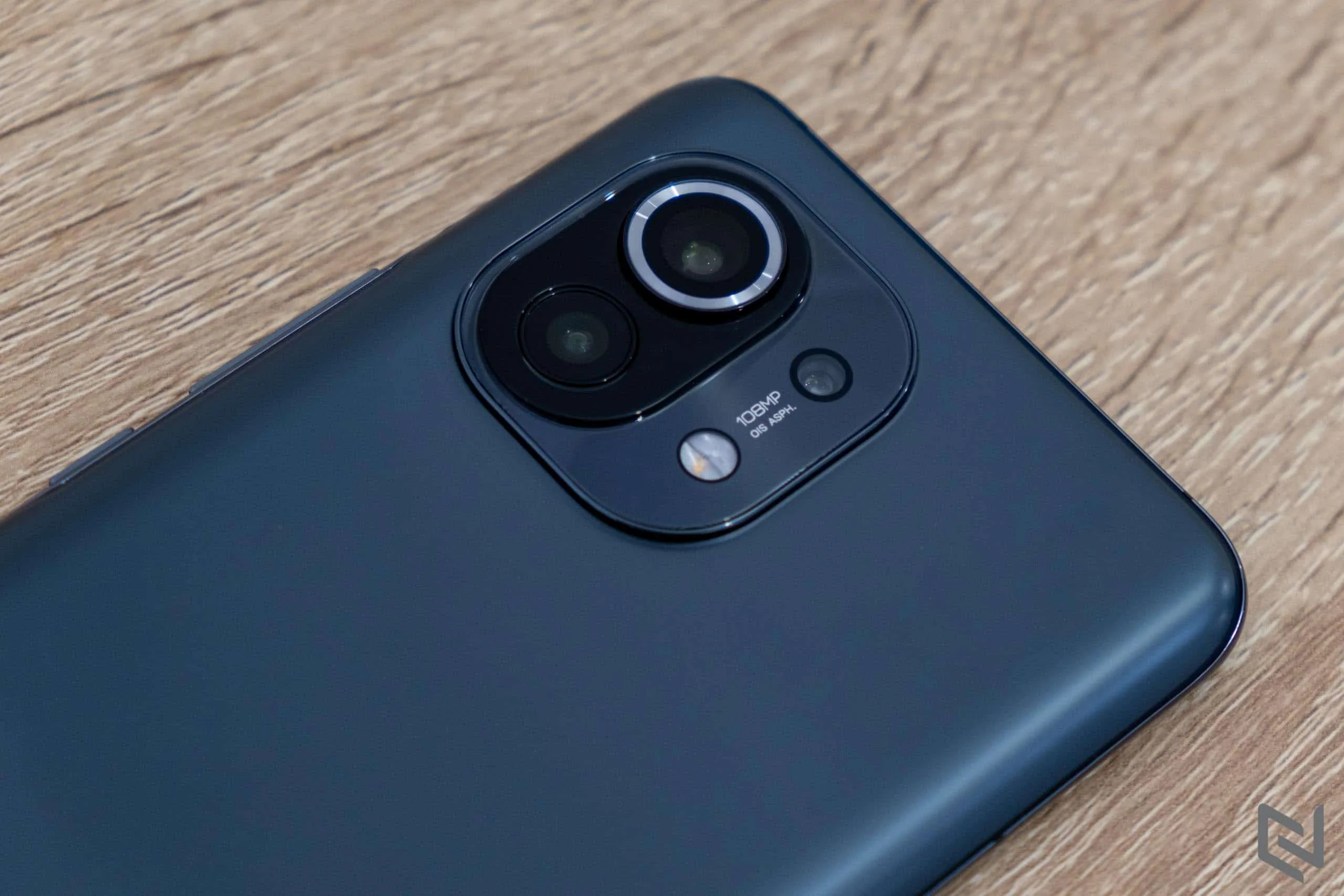 Mở hộp và đánh giá nhanh Xiaomi Mi 11: Hoàn thiện cao cấp, camera chụp rất tốt, Snapdragon 888 mạnh miễn bàn
