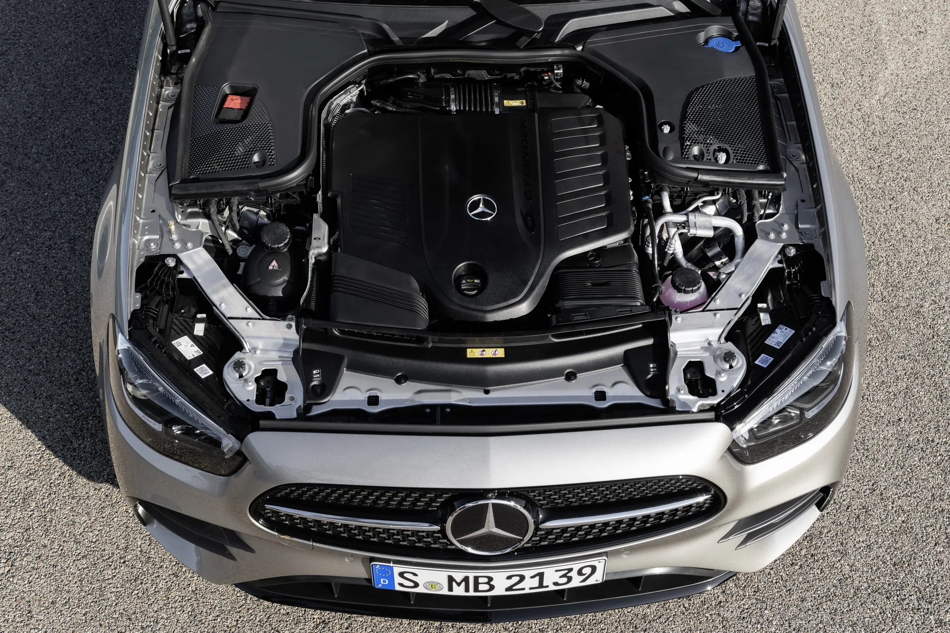 Mercedes-Benz E-Class 2021 sẽ ra mắt và bán ra tại Việt Nam trong tháng 3 năm 2021