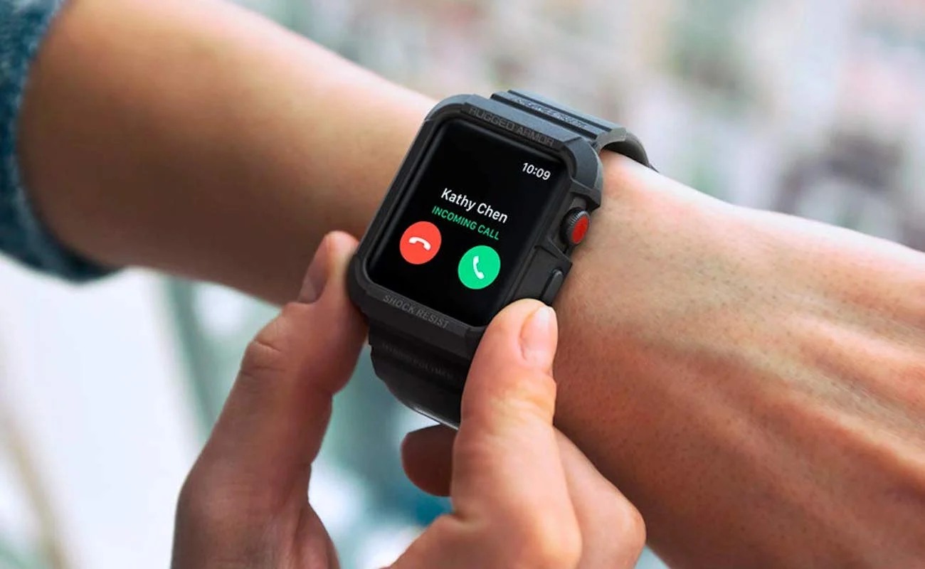 Apple có thể sẽ ra mắt một mẫu Apple Watch thể thao, chống sốc trong năm nay