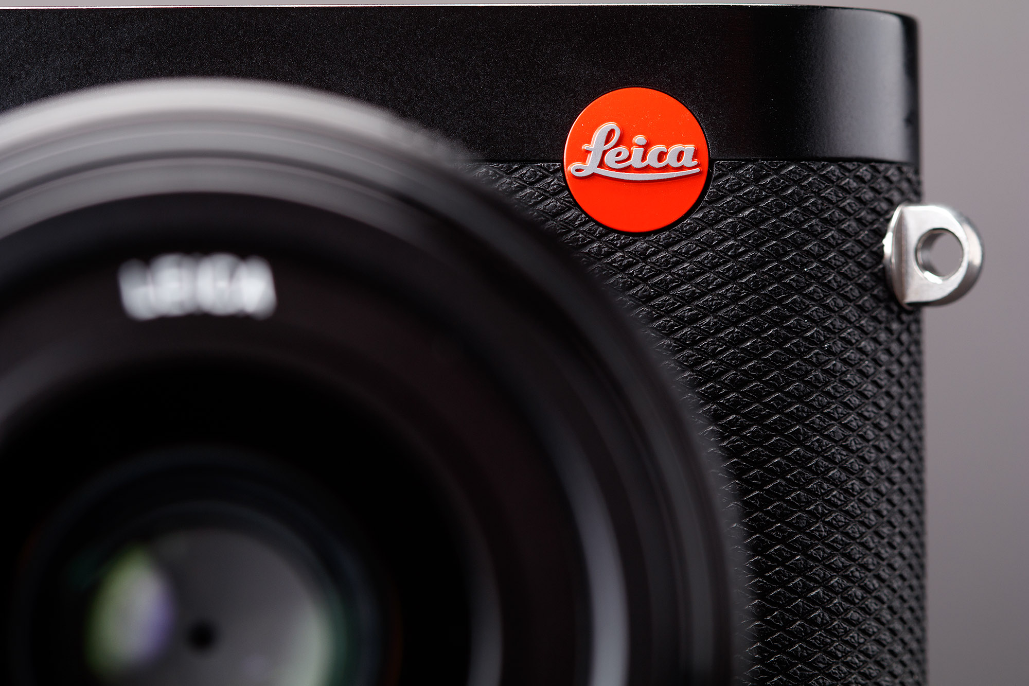 Leica sẽ tăng giá gần như tất cả các dòng sản phẩm của mình từ 1/4