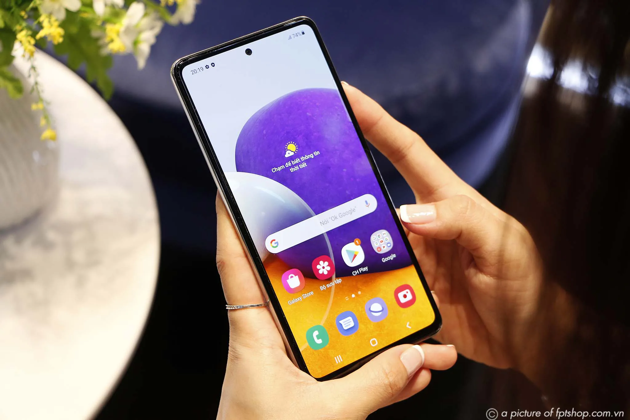 FPT Shop tặng ưu đãi đến 1.2 triệu đồng cho khách hàng đặt trước Galaxy A52 | A72
