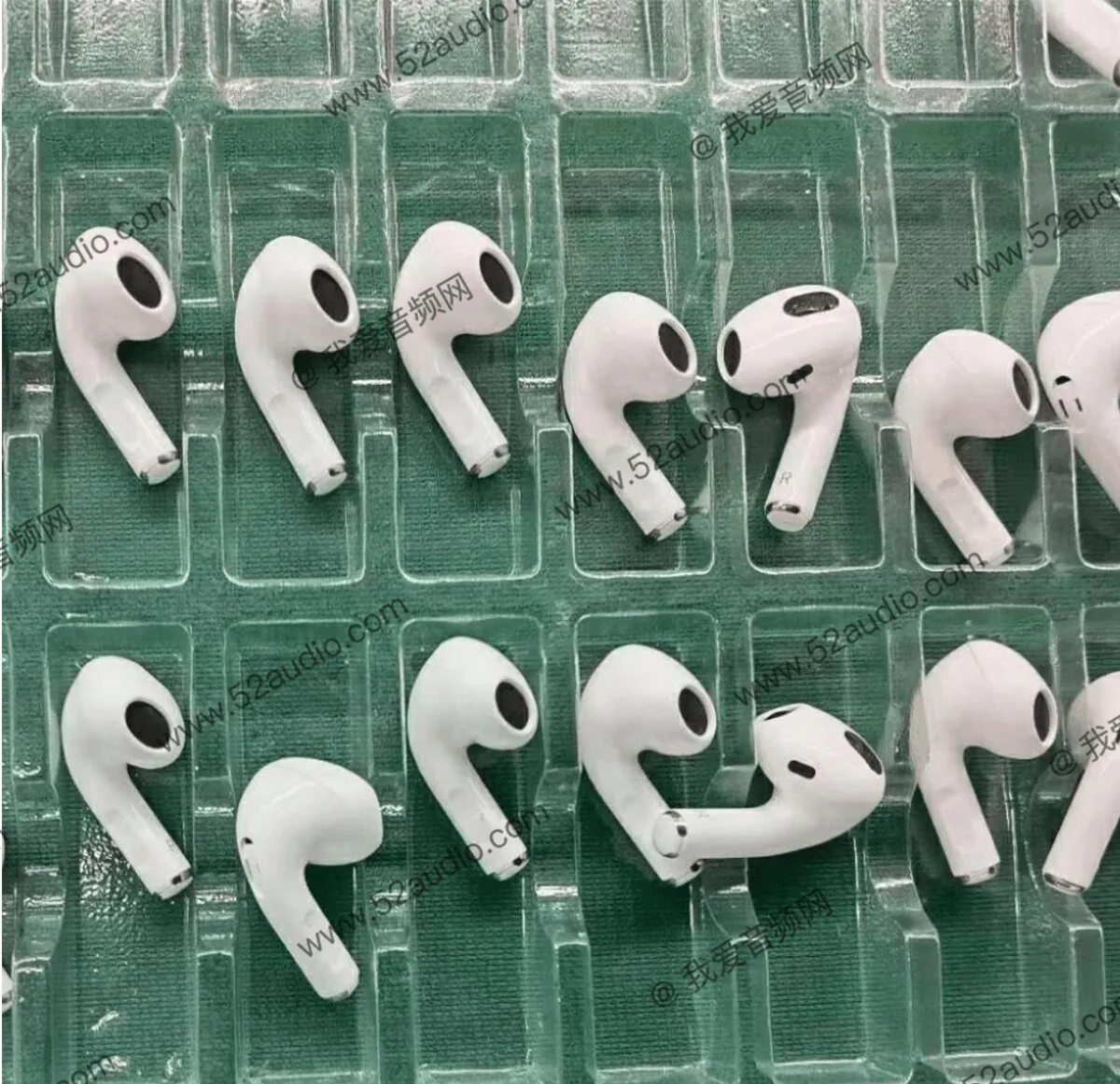 Lộ diện ảnh thực tế và trên tay mới nhất của AirPods 3, giống AirPods Pro và AirPods 2 kết hợp