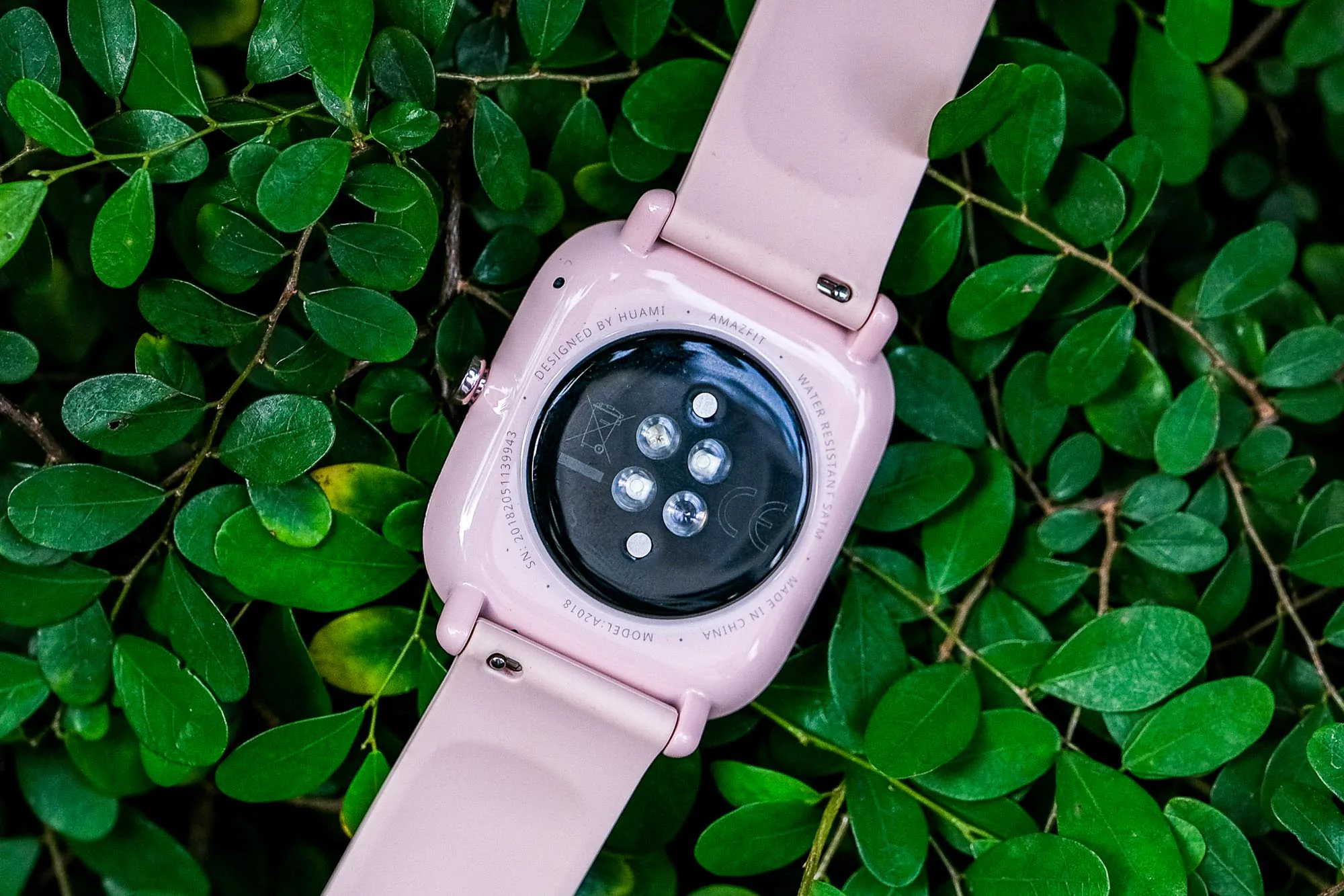 Trên tay Amazfit GTS 2 mini: Hoàn thiện cao cấp, nhiều tính năng theo dõi sức khoẻ