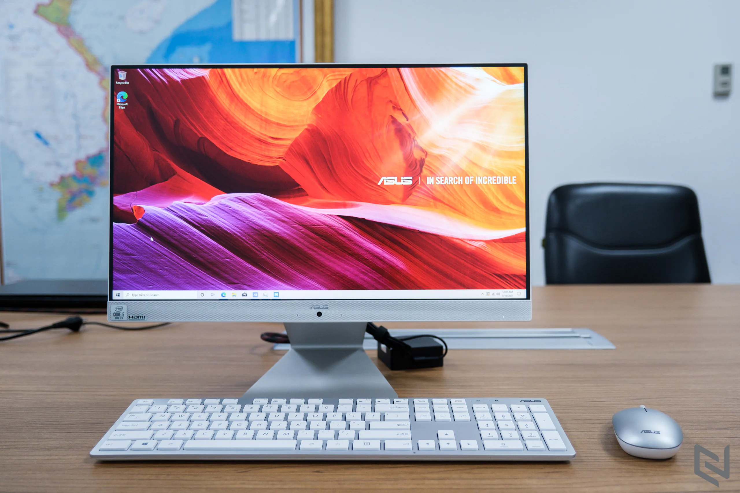 ASUS Vivo AiO V222 ra mắt: máy tính đa năng thiết kế đẹp, màn hình NanoEdge và loa đa kênh
