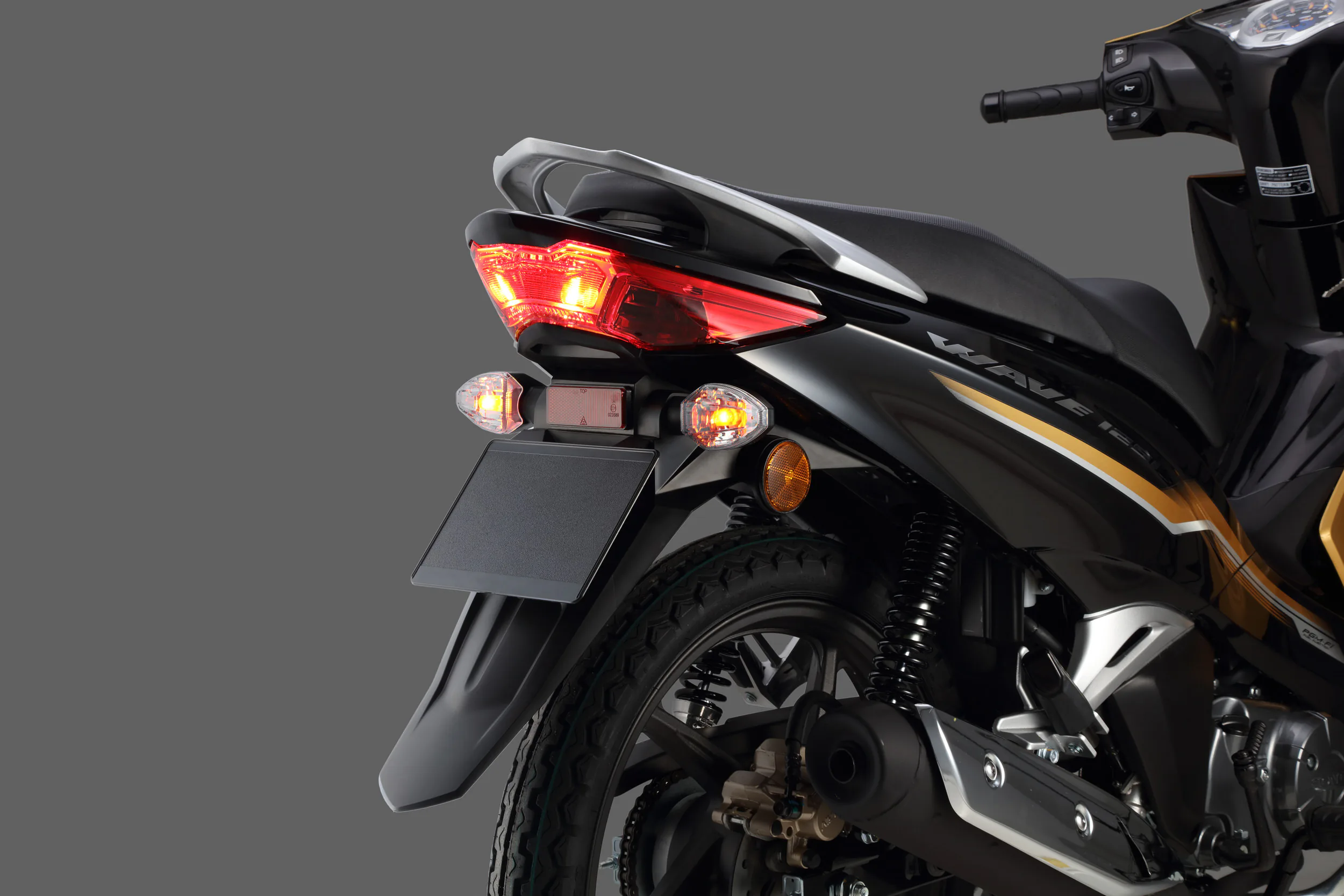 Honda Wave 125i phiên bản 2021 ra mắt với giá 34 triệu đồng