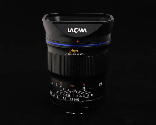 Laowa ra mắt loạt ống kính lấy nét tay mới cho full frame và APS-C