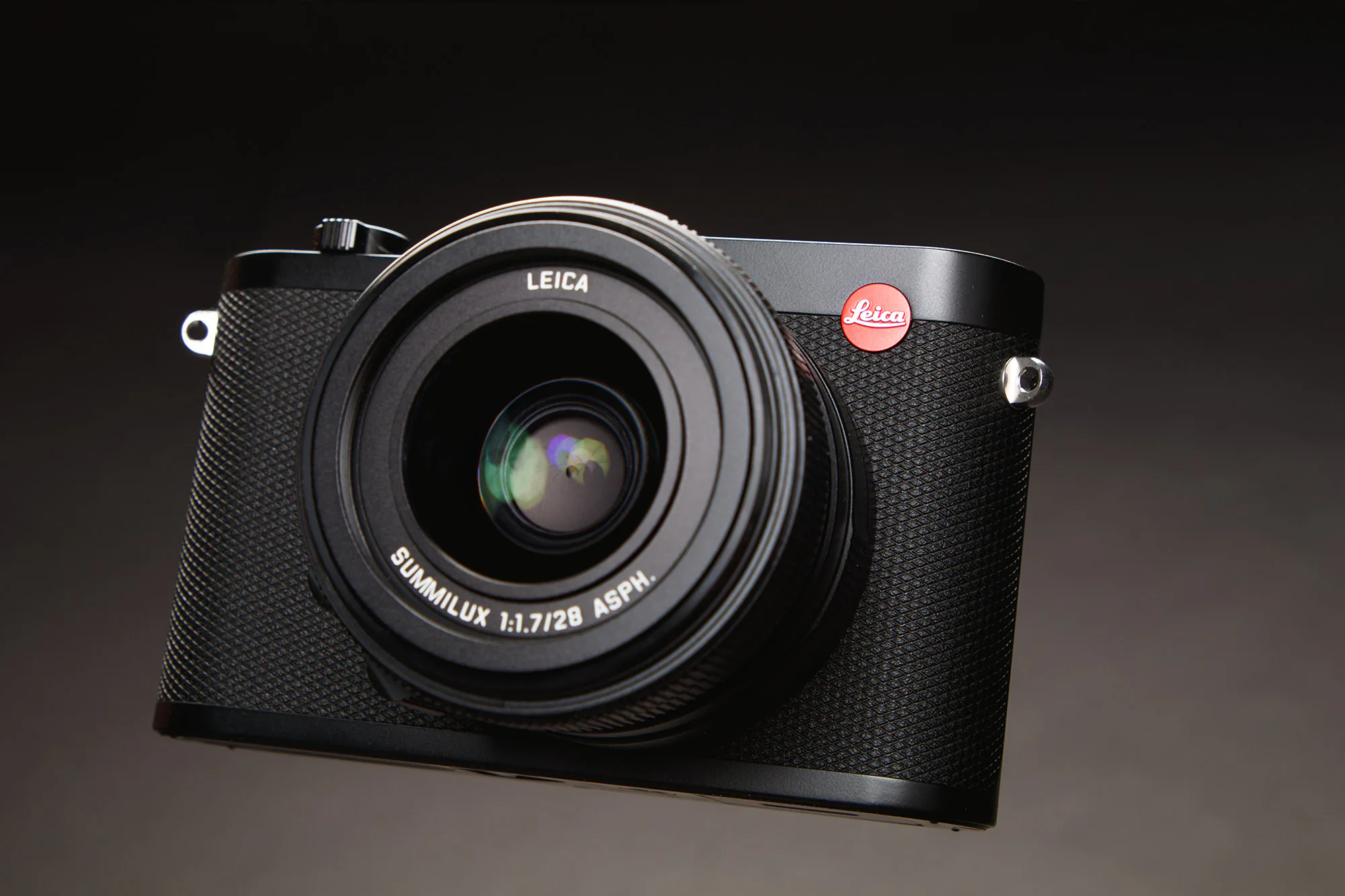 Leica sẽ tăng giá gần như tất cả các dòng sản phẩm của mình từ 1/4