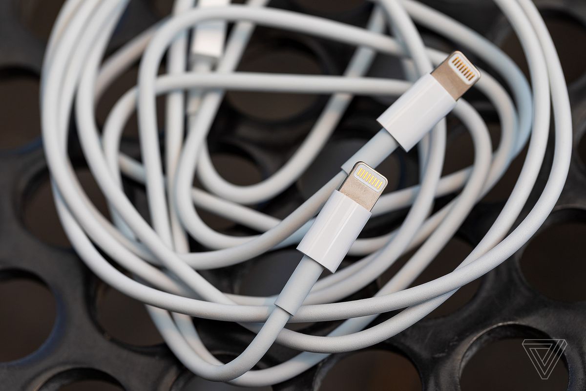 Apple trong tương lai gần sẽ không chuyển từ Lightning sang USB-C trên iPhone