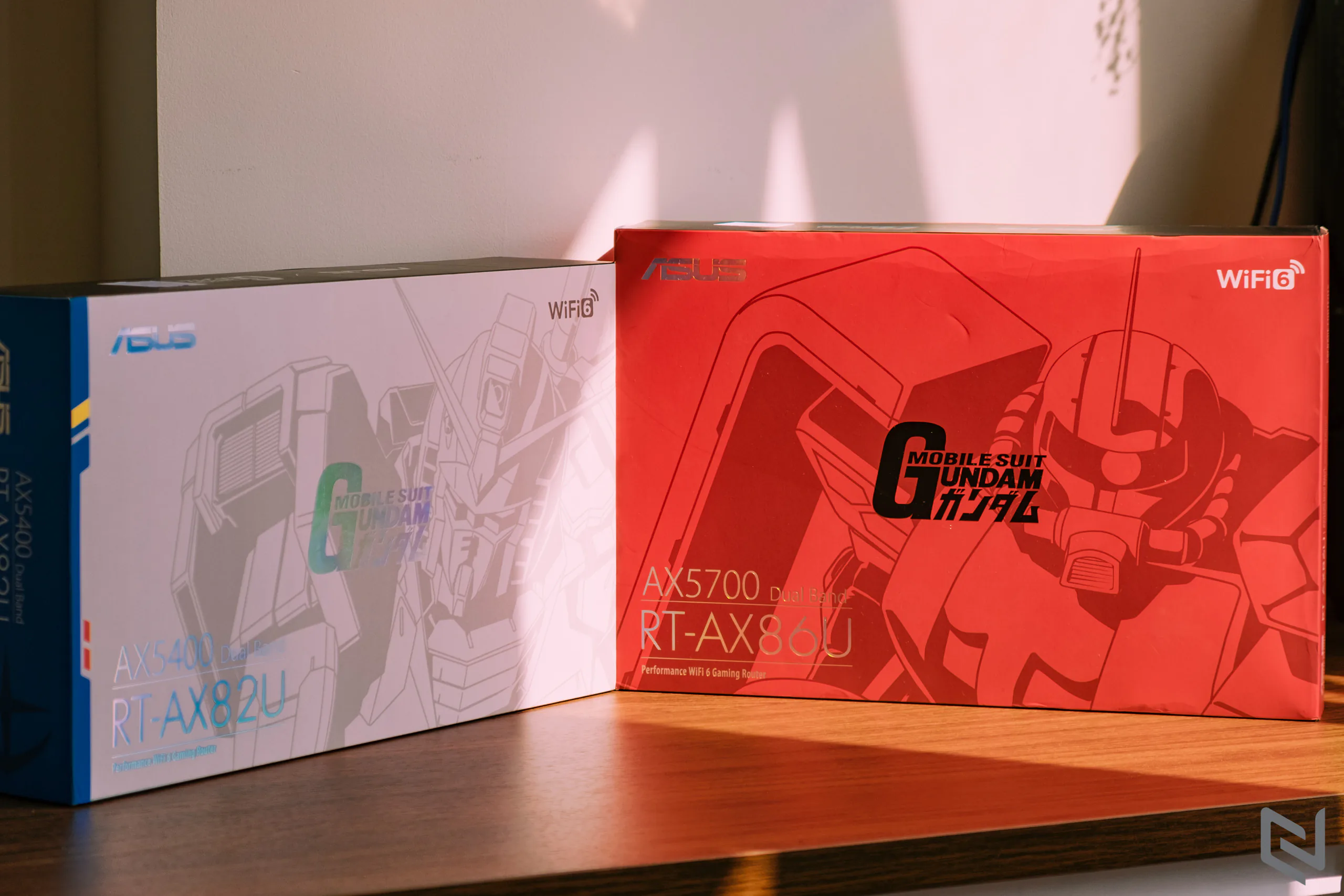 Trên tay bộ đôi router RT-AX86U và RT-AX82U phiên bản Gundam