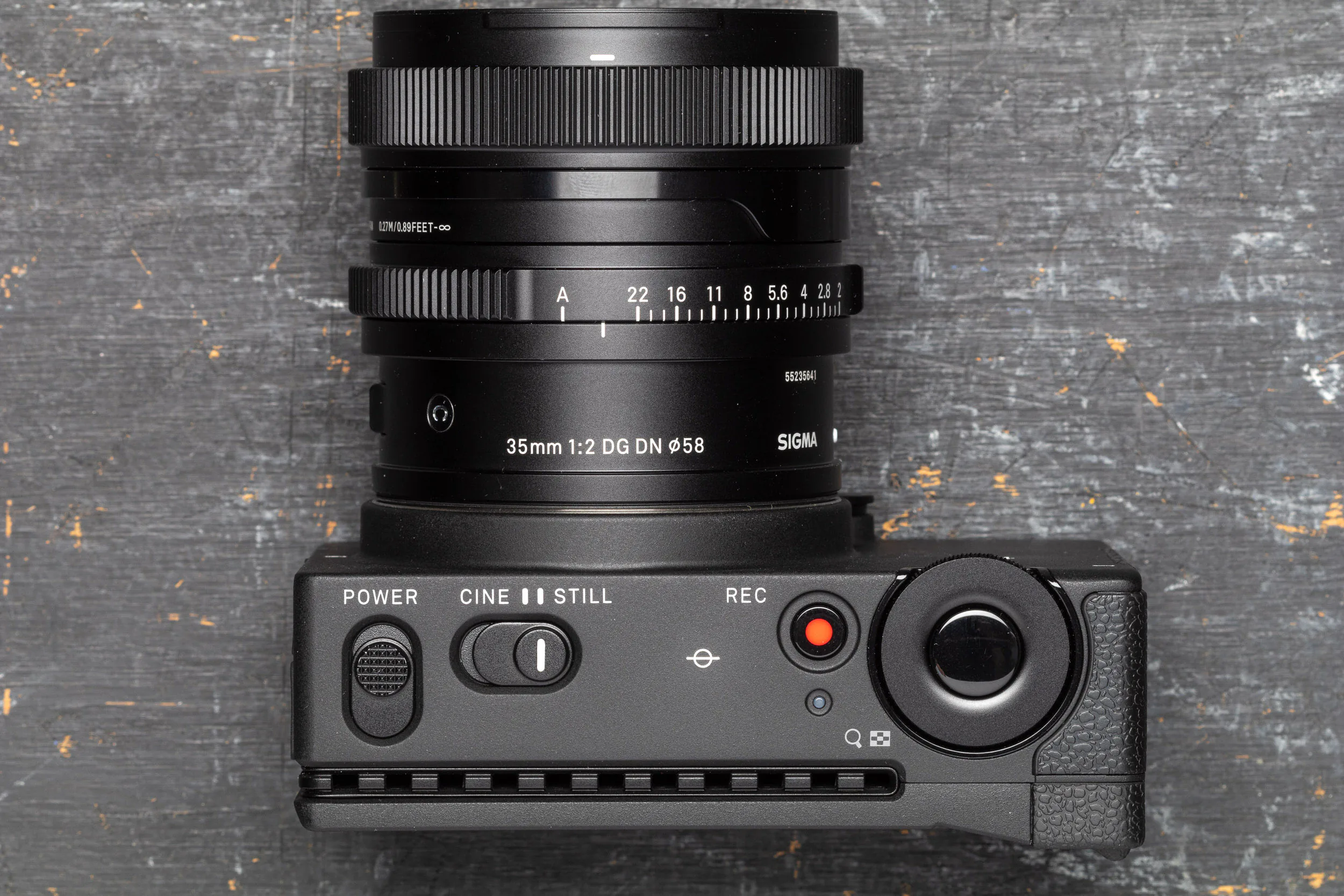 Sigma ra mắt máy ảnh fp L 61MP mới thêm độ phân giải và thêm tuỳ chọn EVF cho thiết bị