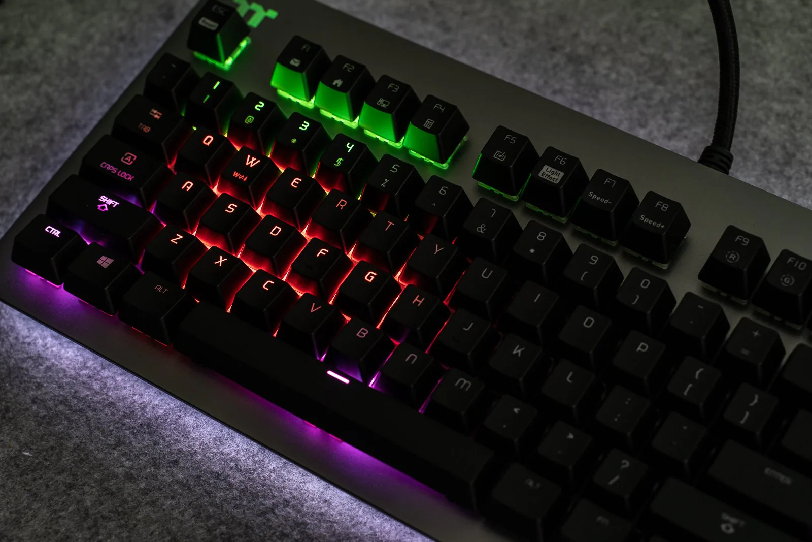 Trên tay nhanh bộ gaming gear Argent Series đến từ Thermaltake