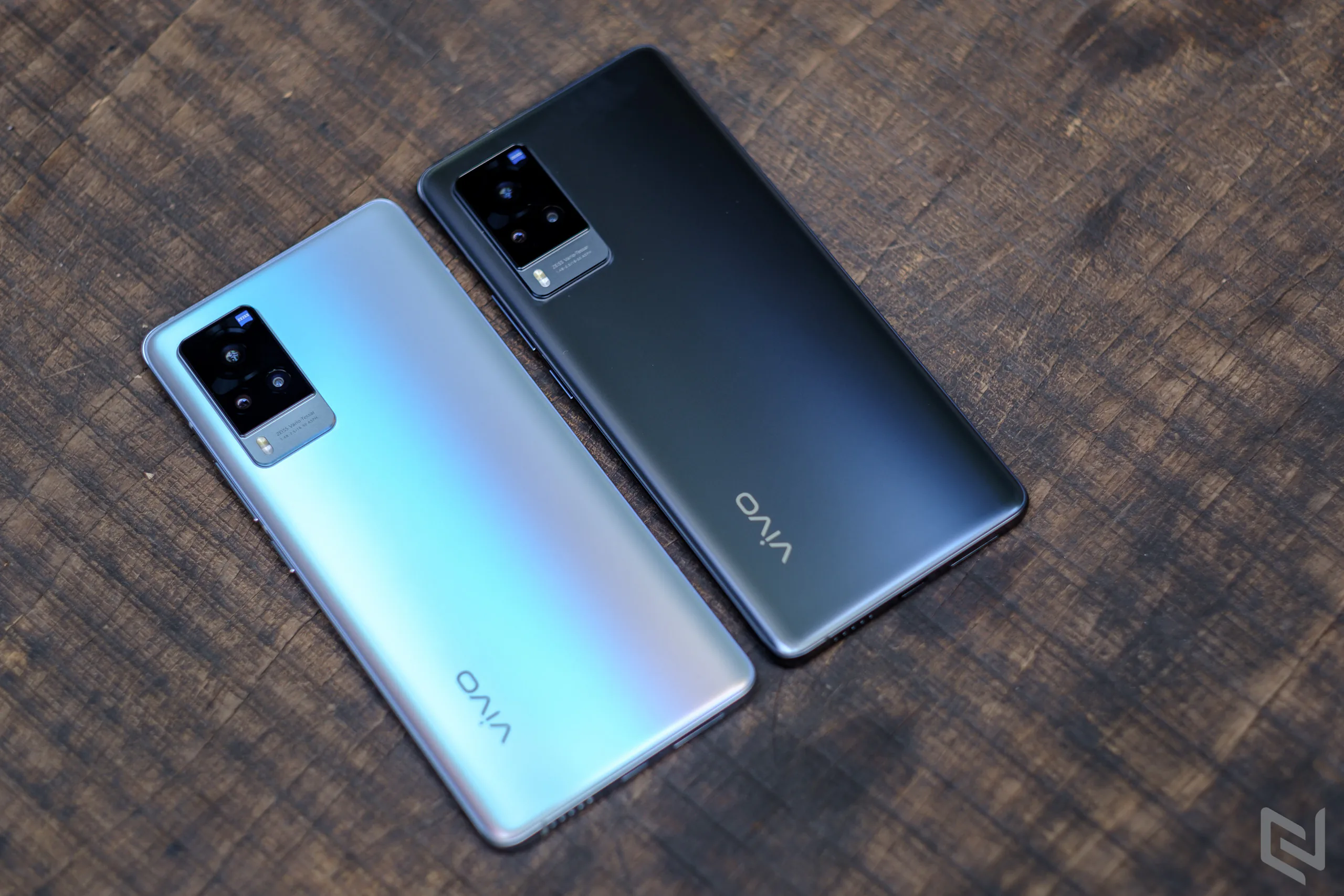 vivo X60 Pro ra mắt tại Việt Nam: kết nối 5G, camera hợp tác ZEISS, giá 19.990.000 VND