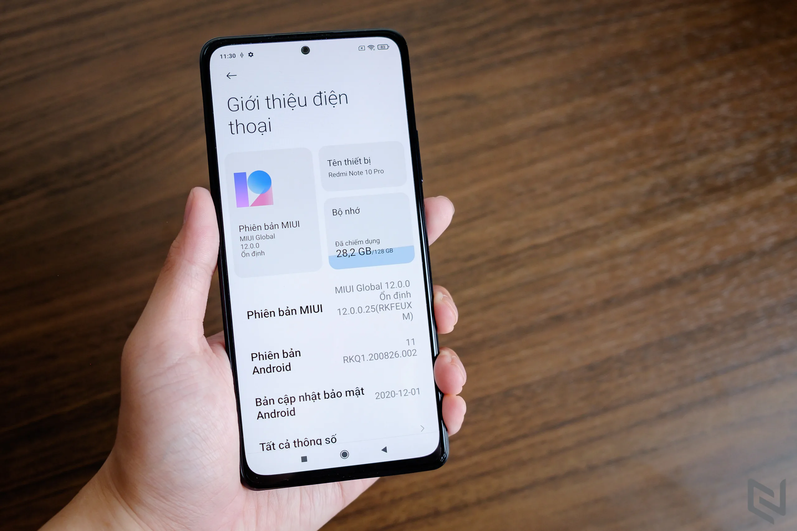 trên tay Redmi Note 10 Pro
