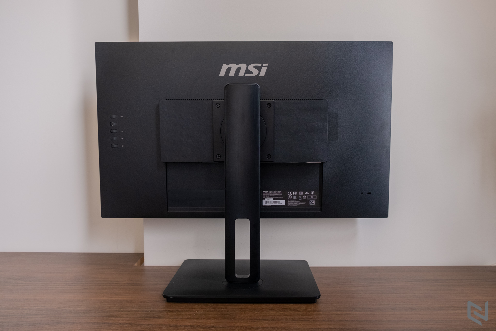 Trải nghiệm bộ đôi hoàn hảo mini PC Cubi 5 10M và màn hình PRO MP271P từ MSI