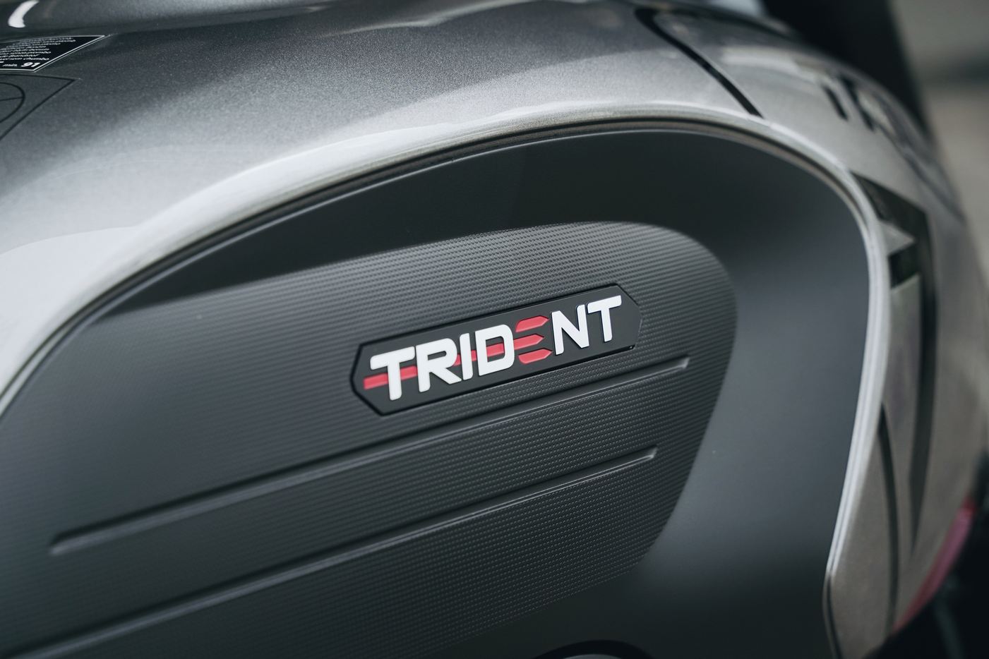 Triumph Trident 660 có giá bán chính hãng 270 triệu tại Việt Nam