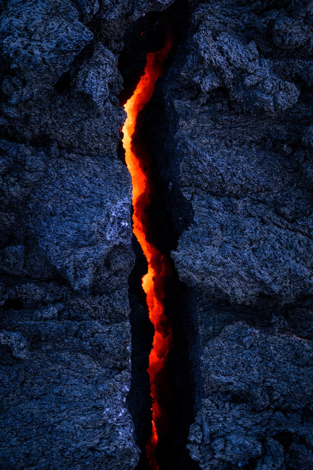 Chia sẻ 55+ về hình nền núi lửa đẹp nhất - cdgdbentre.edu.vn