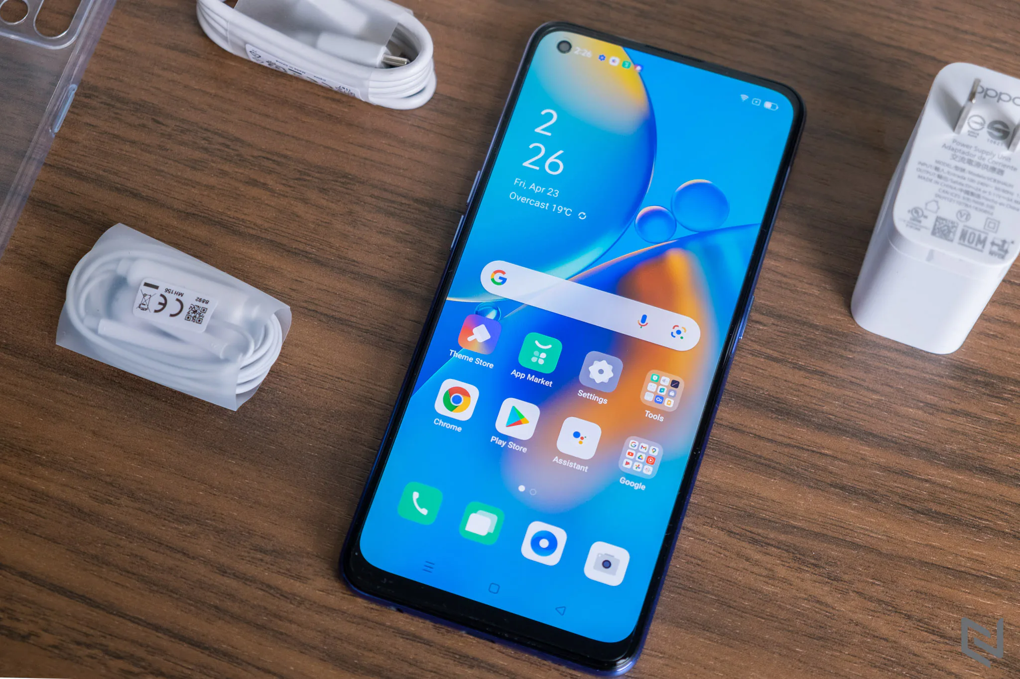 Mở hộp OPPO A74: Tân binh dòng A series với màn hình đẹp, pin trâu và sạc siêu nhanh