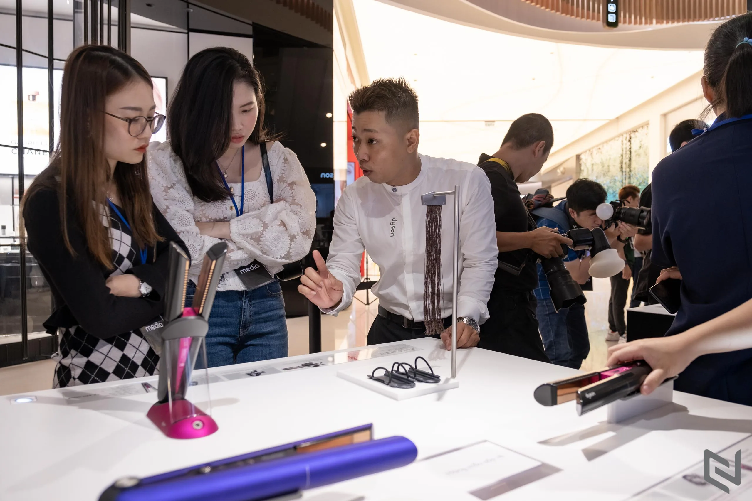 Thương hiệu đồ điện gia dụng cao cấp Dyson chính thức có mặt tại Việt Nam