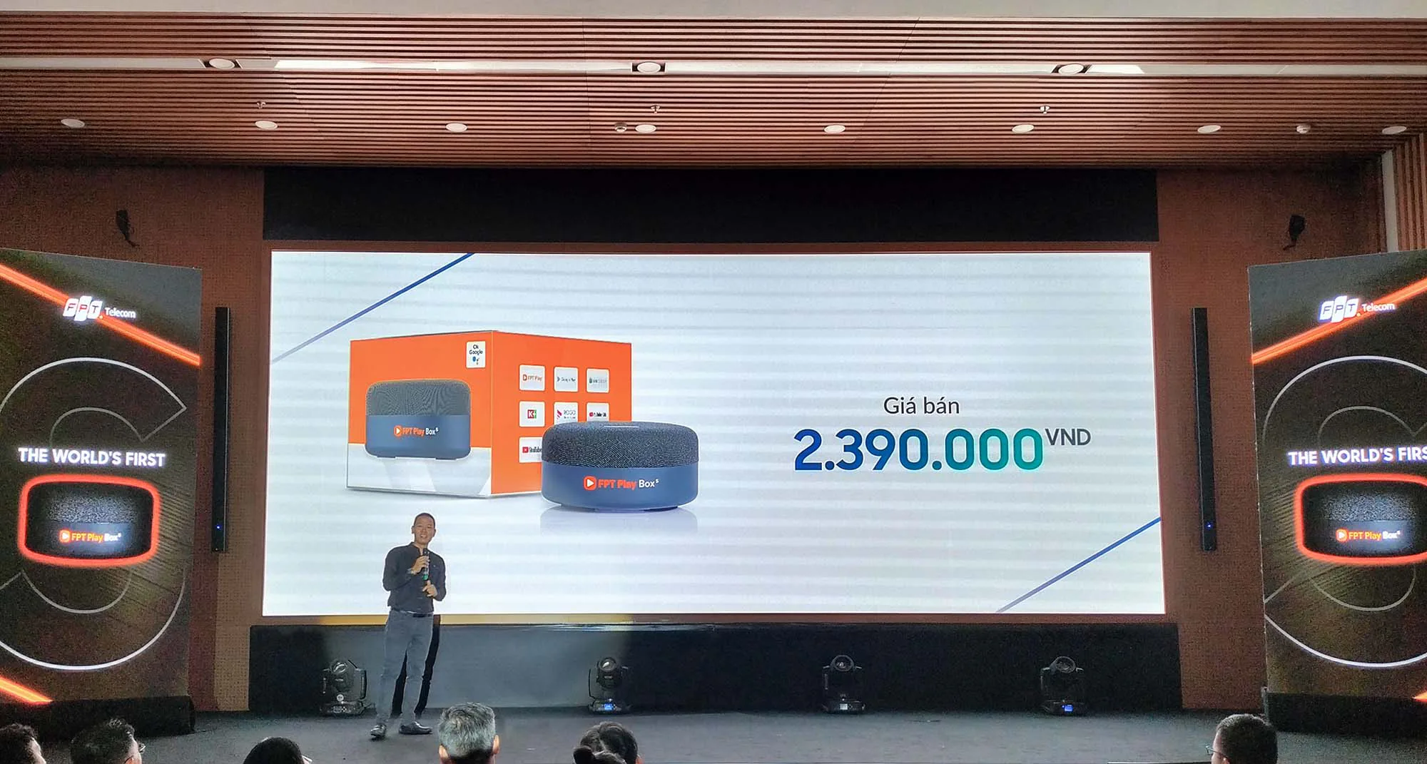 FPT Telecom ra mắt FPT Play Box S: Sản phẩm đầu tiên thế giới tích hợp tv box và loa thông minh