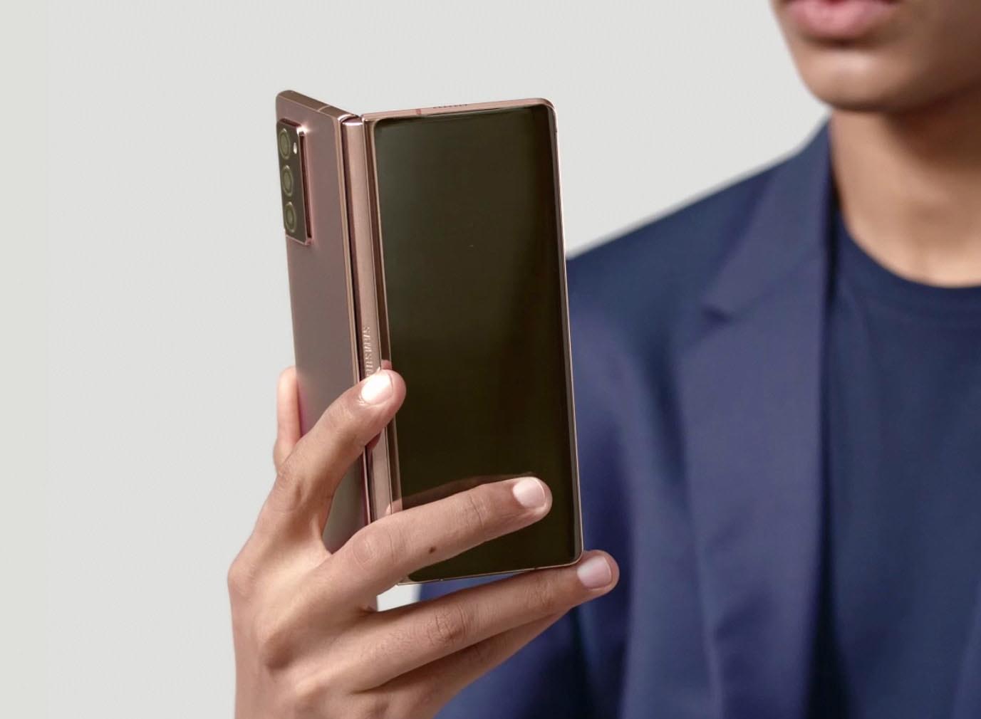 Samsung bắt đầu dây chuyền sản xuất Galaxy Z Fold3