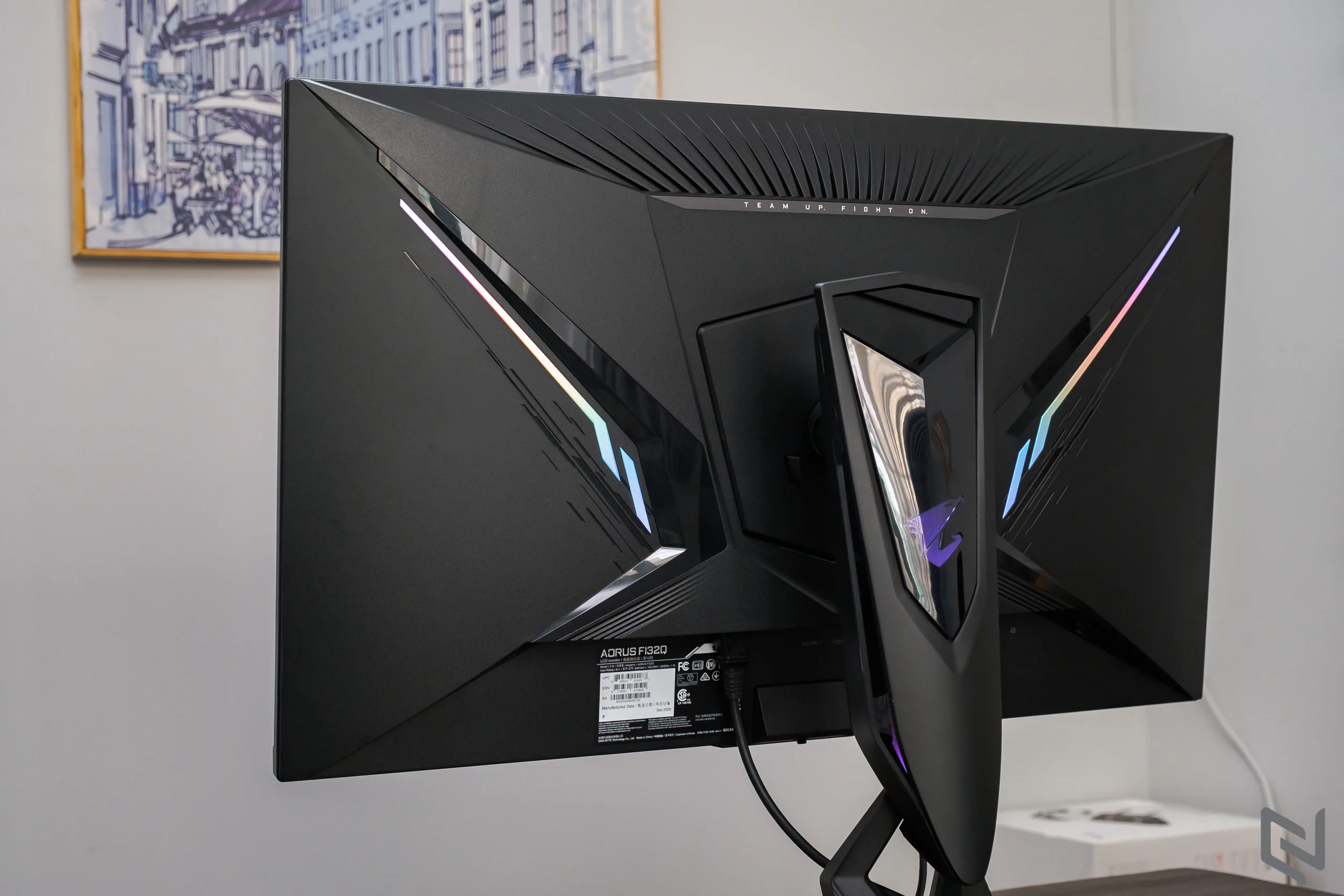 Trên tay màn hình chơi game AORUS FI32Q: Màn hình chơi game, giải trí tối thượng là đây