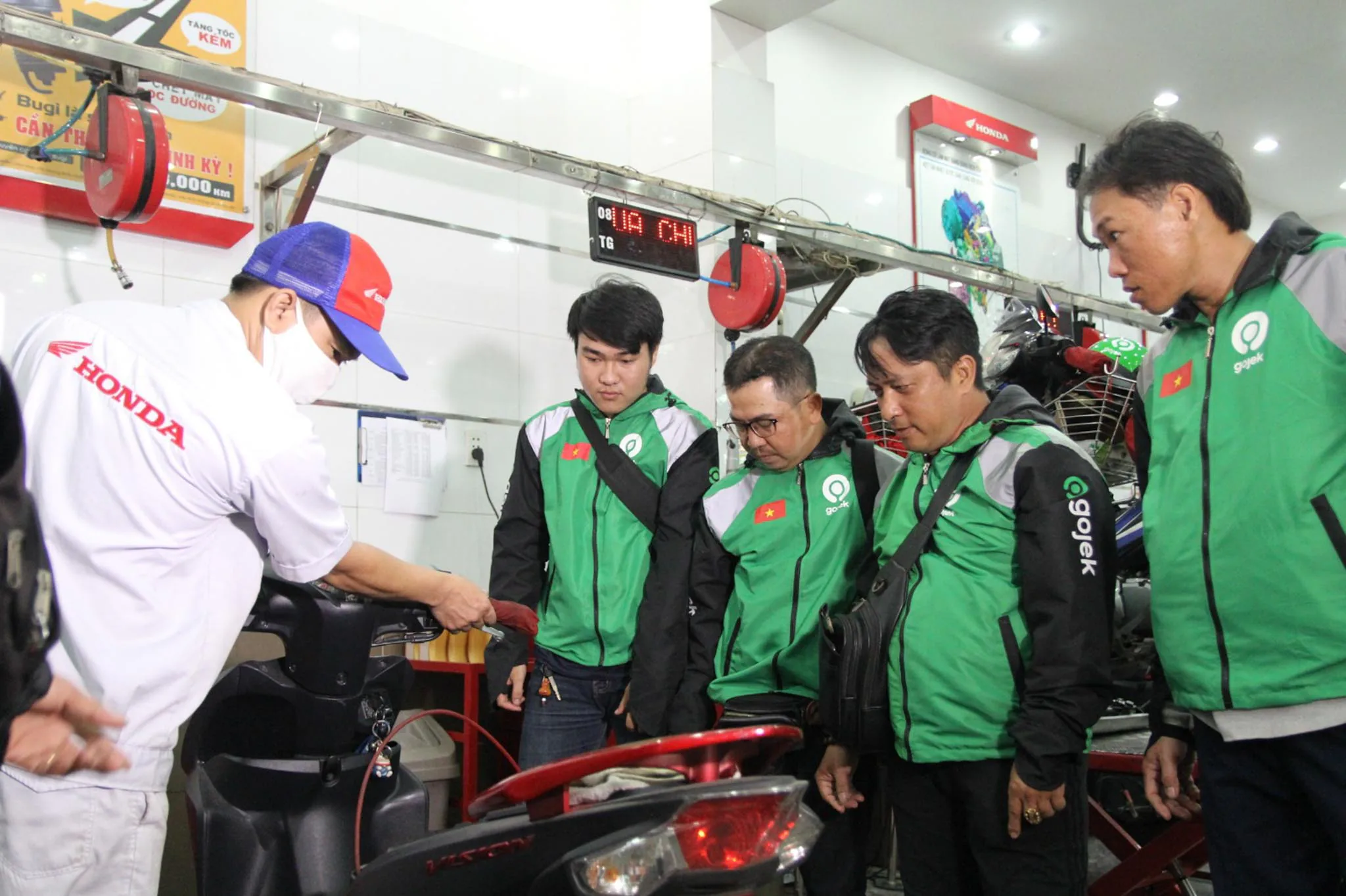 Gojek cam kết “Ba Không” trong Báo cáo Bền vững hàng năm đầu tiên: Không khí thải gây ô nhiễm, Không rác thải và Không rào cản vào năm 2030