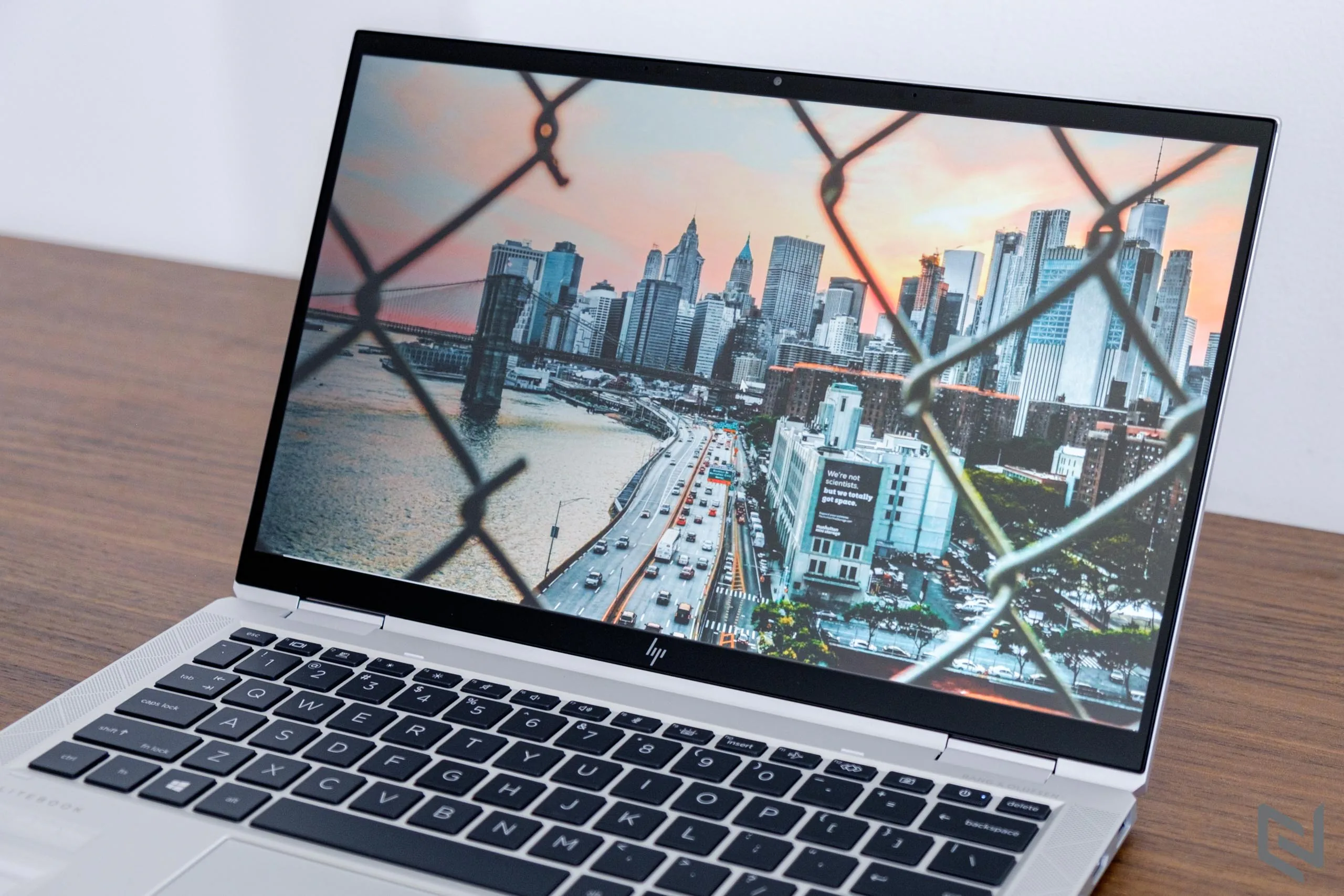 Đánh giá laptop HP EliteBook x360 1030 G8: Thiết kế cao cấp, siêu gọn nhẹ và bảo mật cùng hiệu năng mạnh mẽ