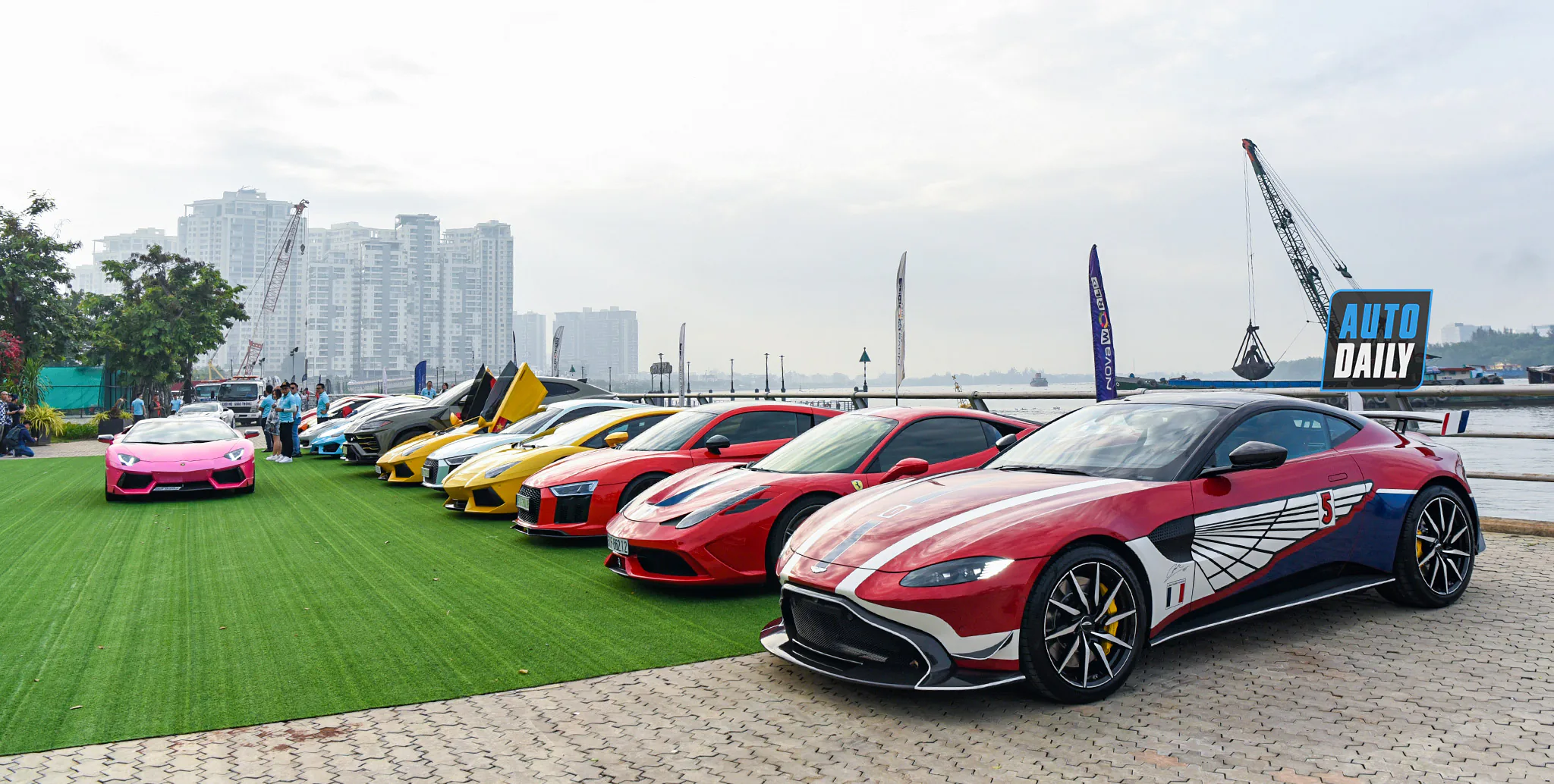 Loạt ảnh gần 50 siêu xe khủng tham dự giải VietRally 2021