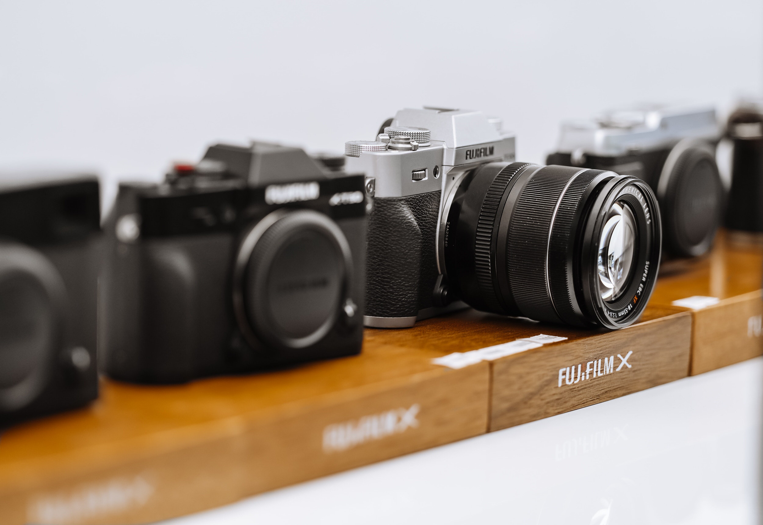 Fujifilm đang phát triển hai ống kính MK II mới