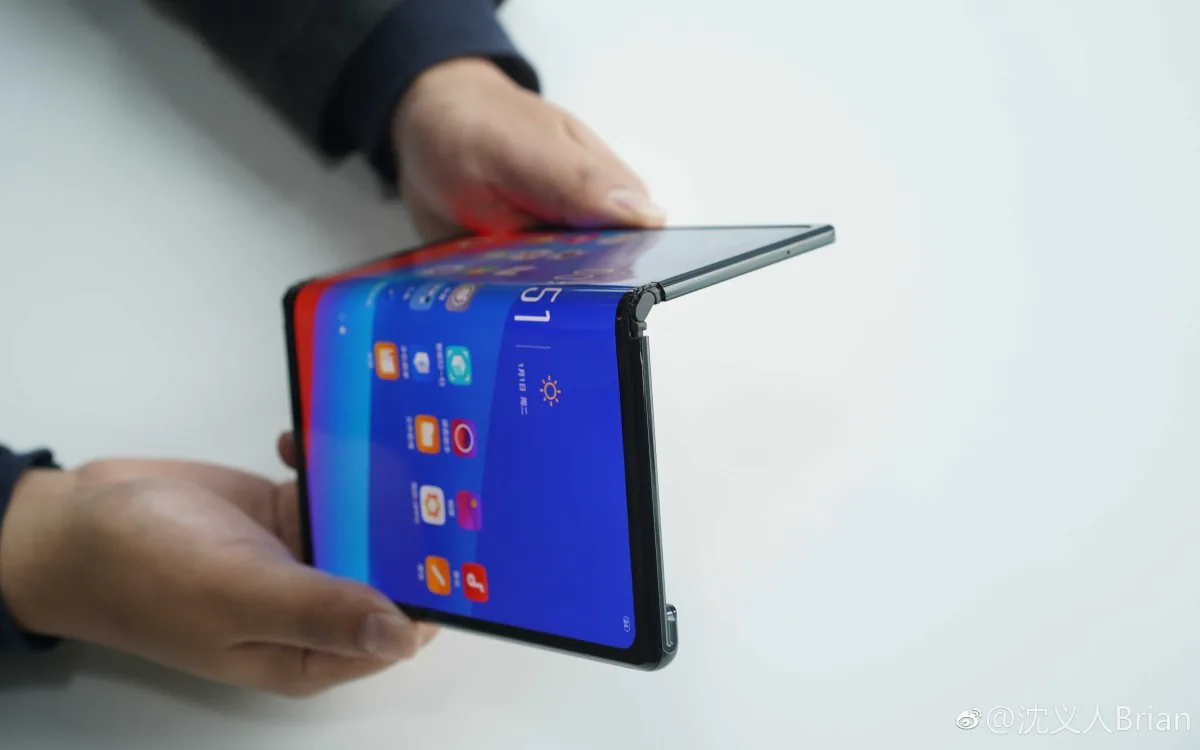Leaker cho biết OPPO sẽ ra mắt hai điện thoại gập vào trong