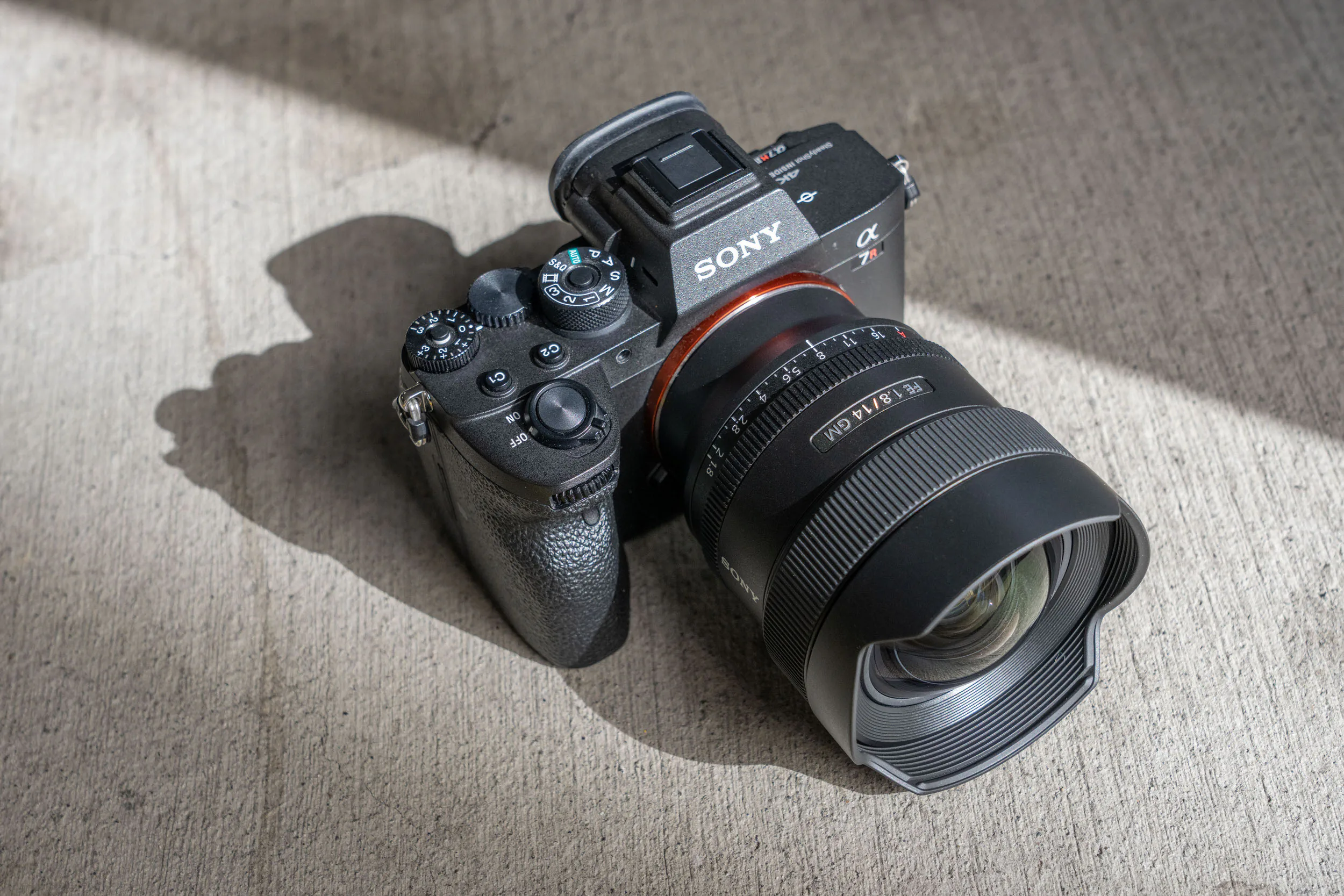 Lộ diện thông số máy ảnh Sony A7R V: Quay 8K24P, cảm biến 61MP