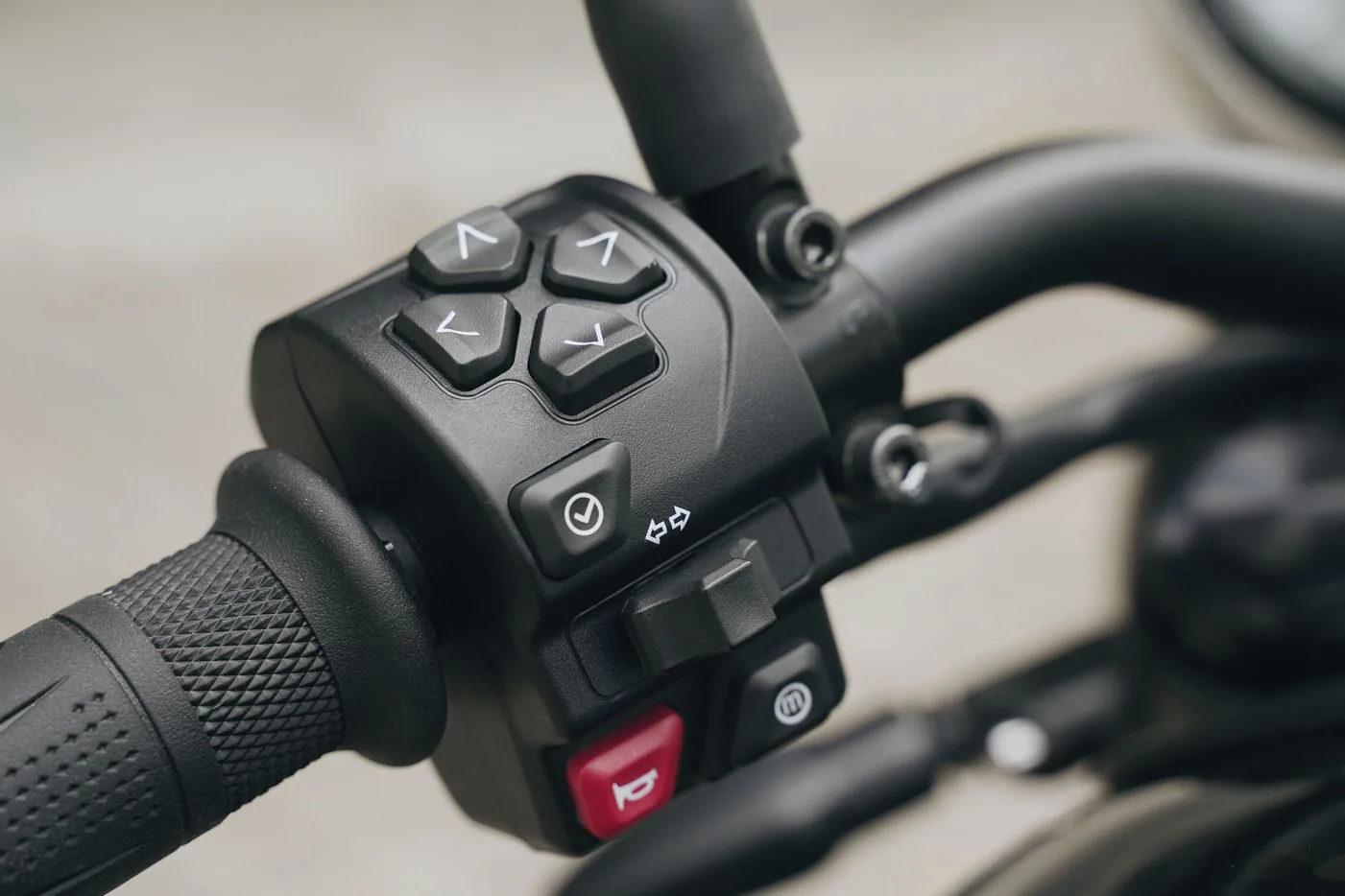 Triumph Trident 660 có giá bán chính hãng 270 triệu tại Việt Nam