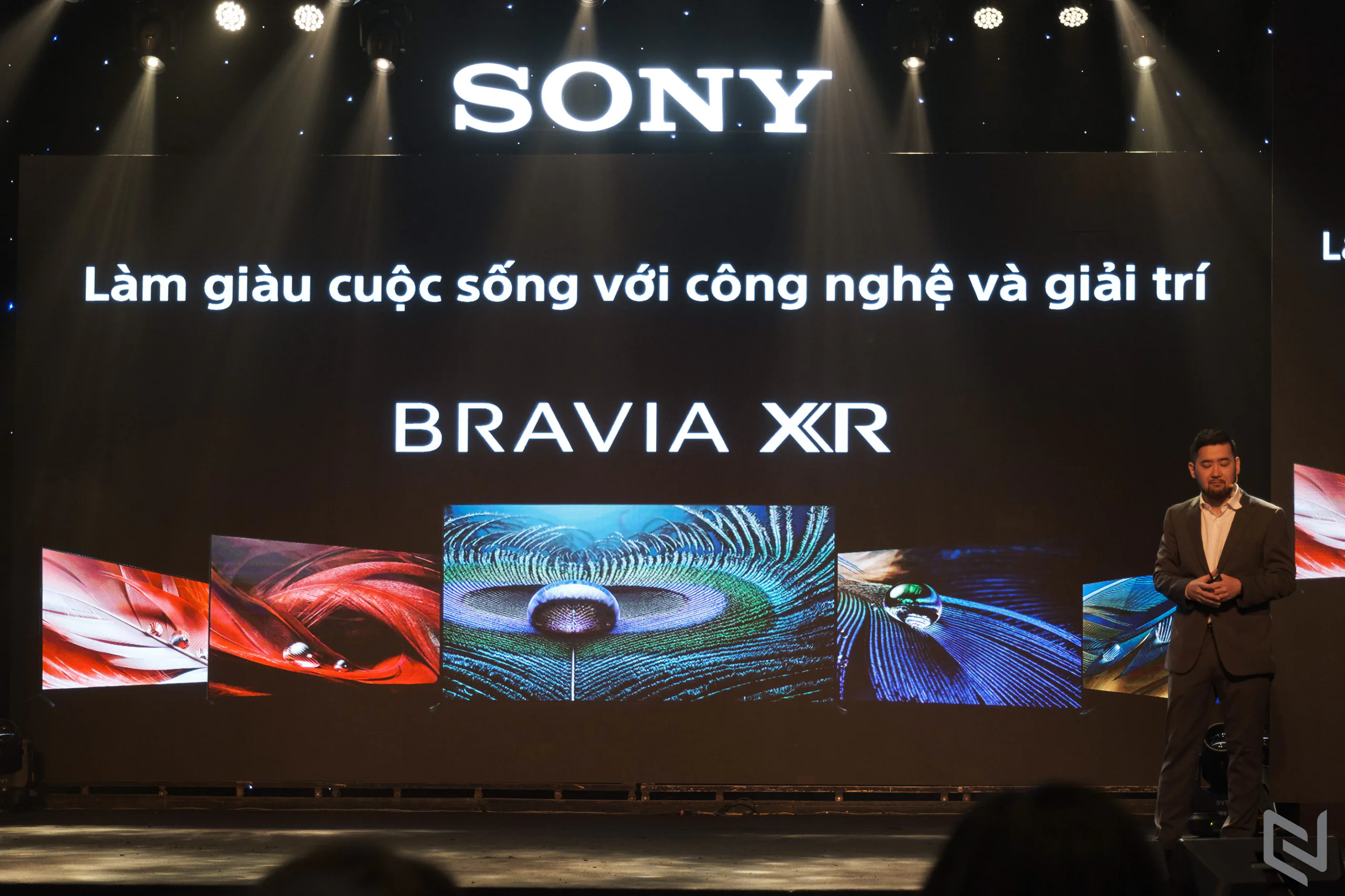 Sony Việt Nam ra mắt thế hệ TV BRAVIA XR 8K LED, 4K OLED và 4K LED tích hợp vi xử lý trí tuệ nhận thức "Cognitive Processor XR"