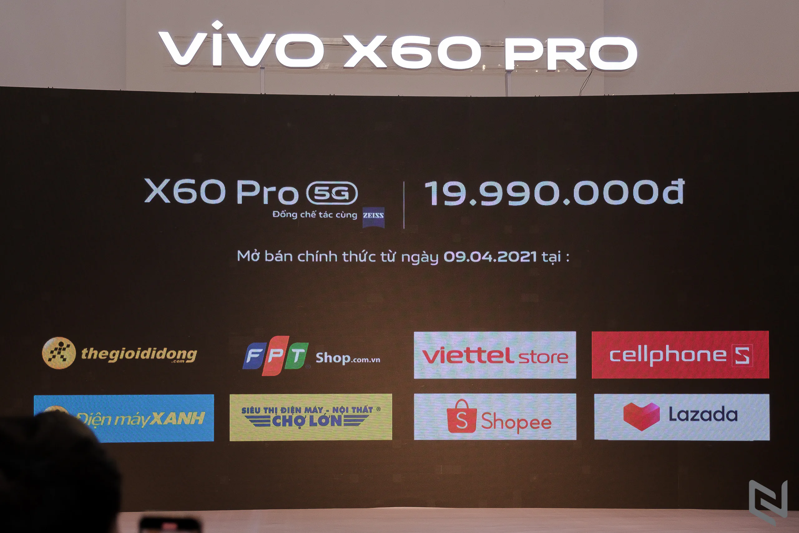 vivo X60 Pro ra mắt tại Việt Nam: kết nối 5G, camera hợp tác ZEISS, giá 19.990.000 VND