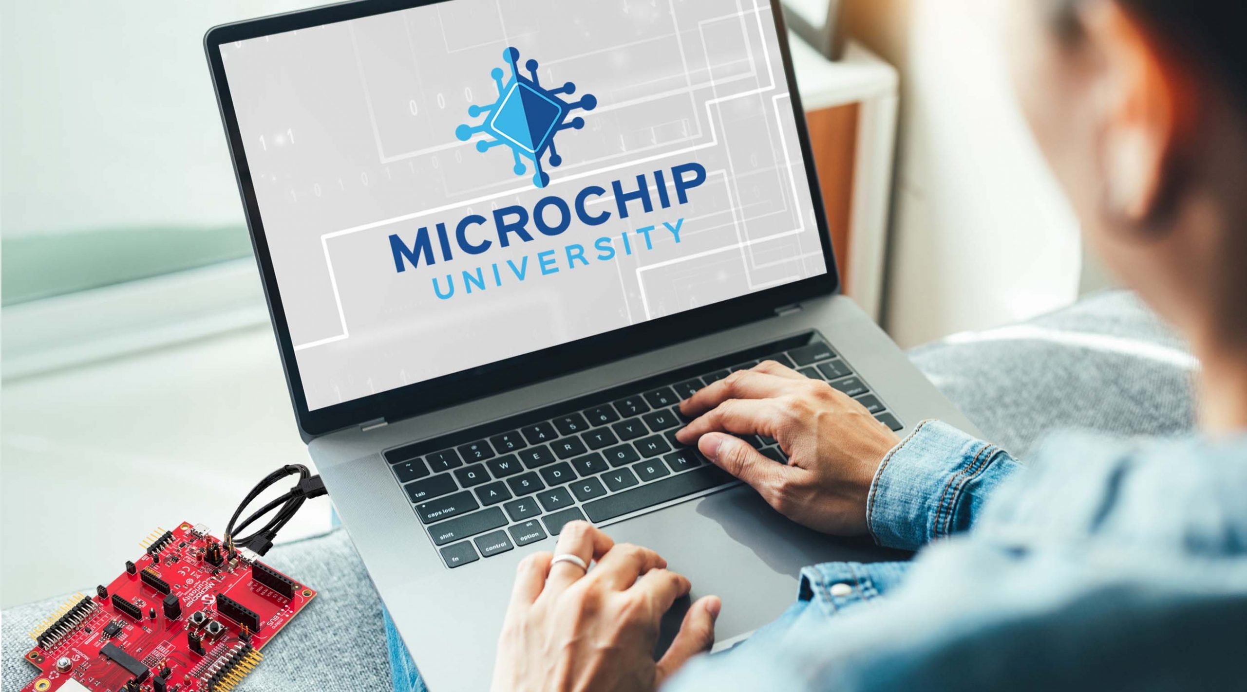 Microchip bắt đầu cho đăng ký các khóa đào tạo trực tuyến dành cho các kỹ sư điều khiển hệ thống nhúng