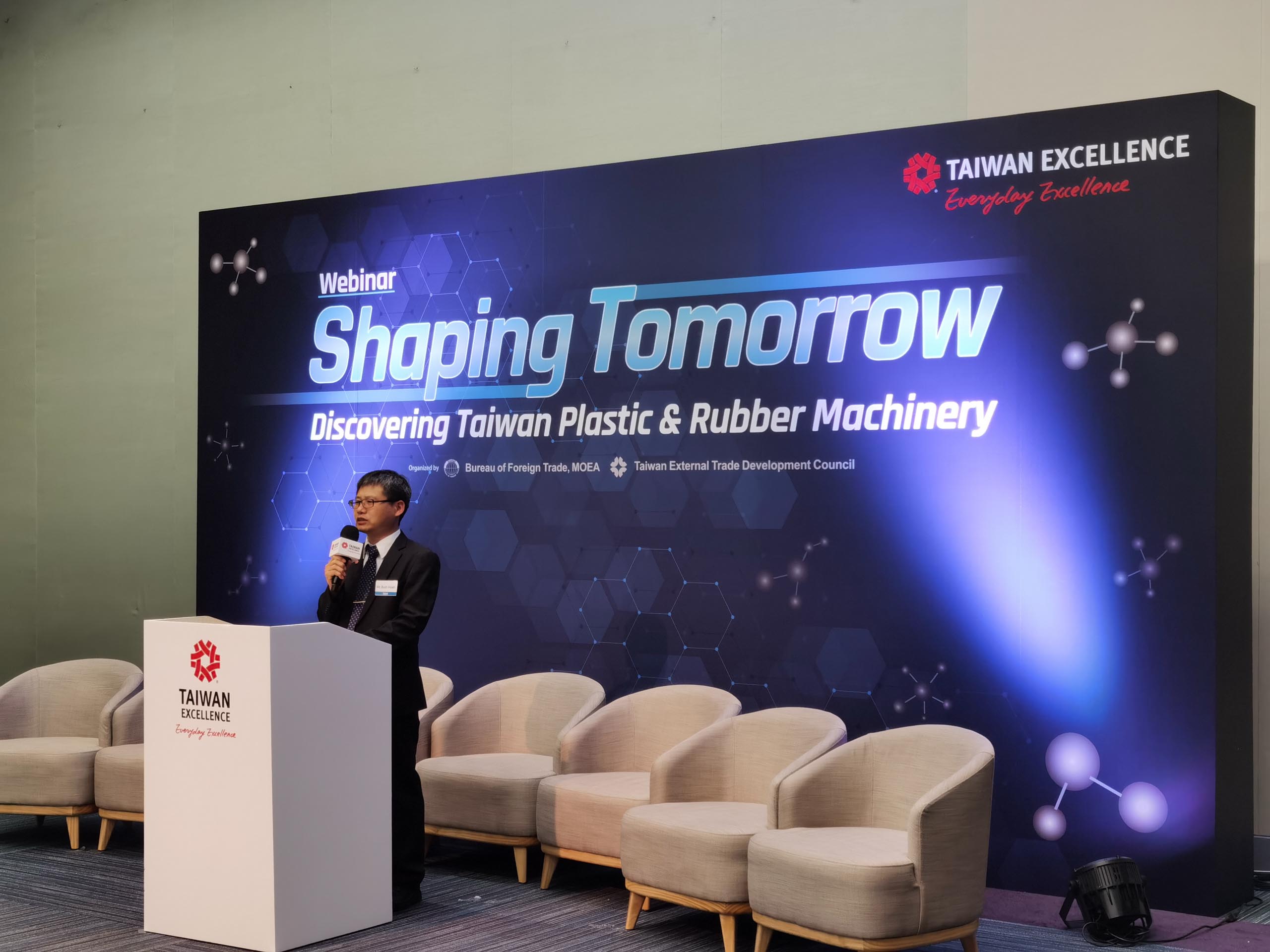 Taiwan Excellence giới thiệu những công nghệ tiên tiến định hình tương lai ngành sản xuất nhựa và cao su Đài Loan