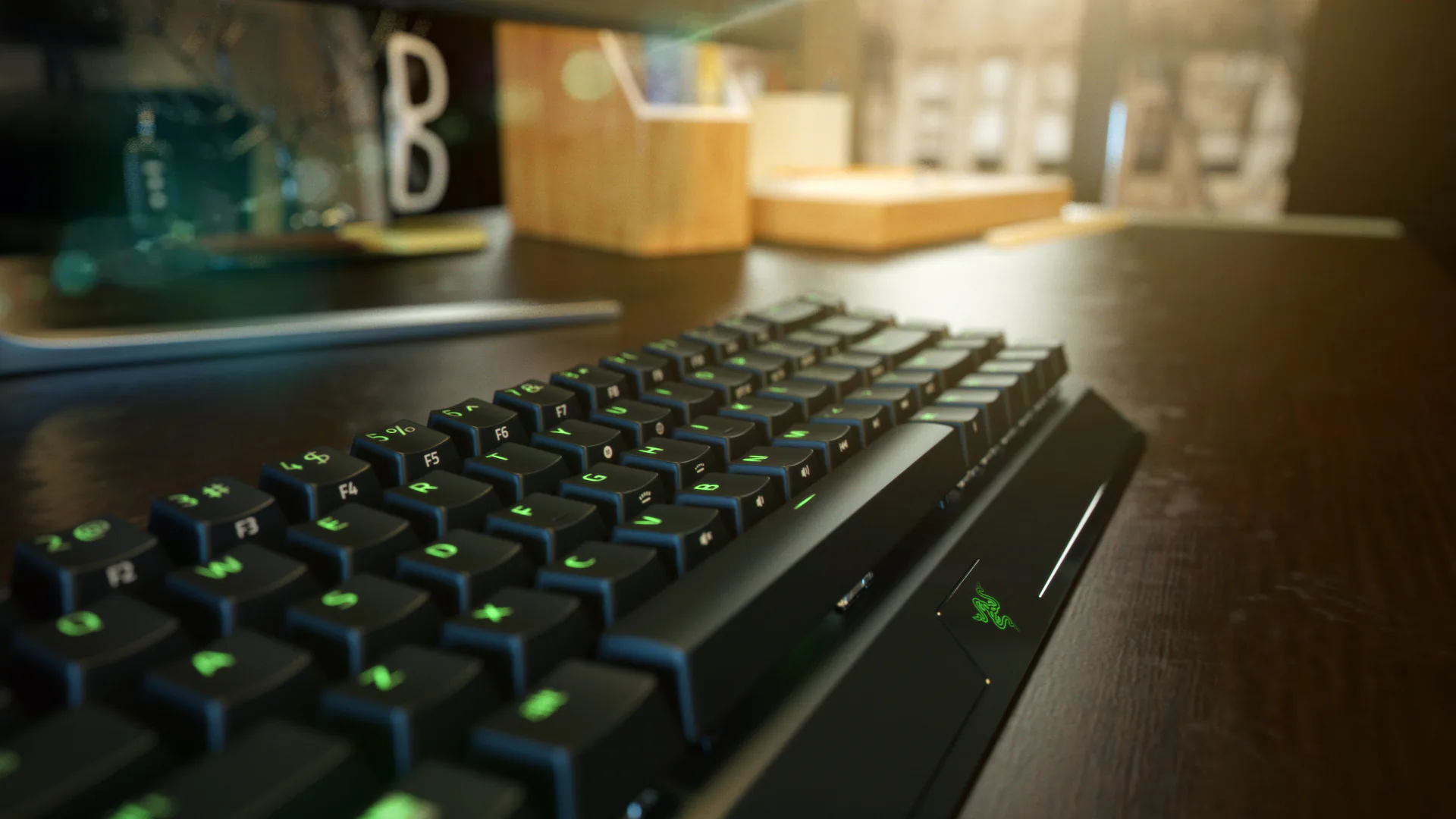 Razer BlackWidow V3 Mini HyperSpeed ra mắt: Bàn phím cỡ 65%, kết nối không dây, chiến game mượt mà