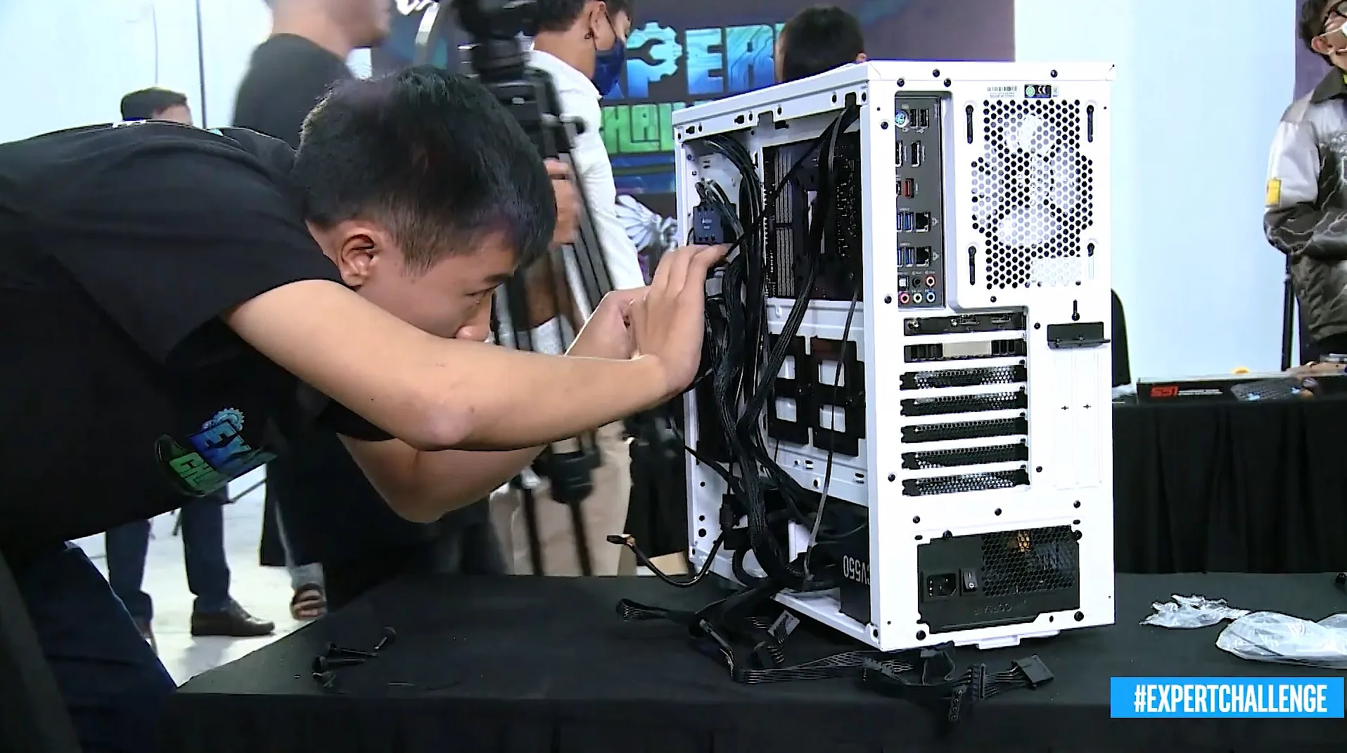 Expert Challenge mùa 3 - Sân chơi mới, luật chơi mới